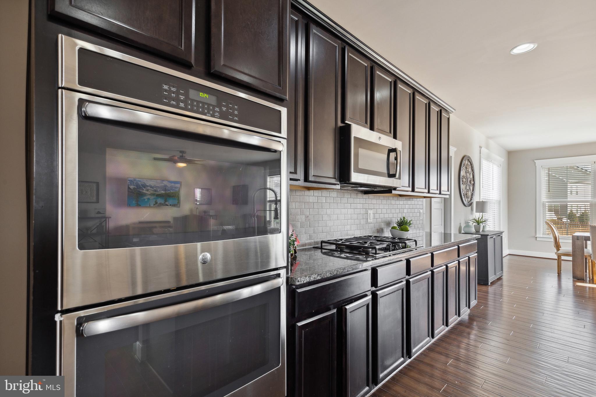 MAYFAIR - Residential