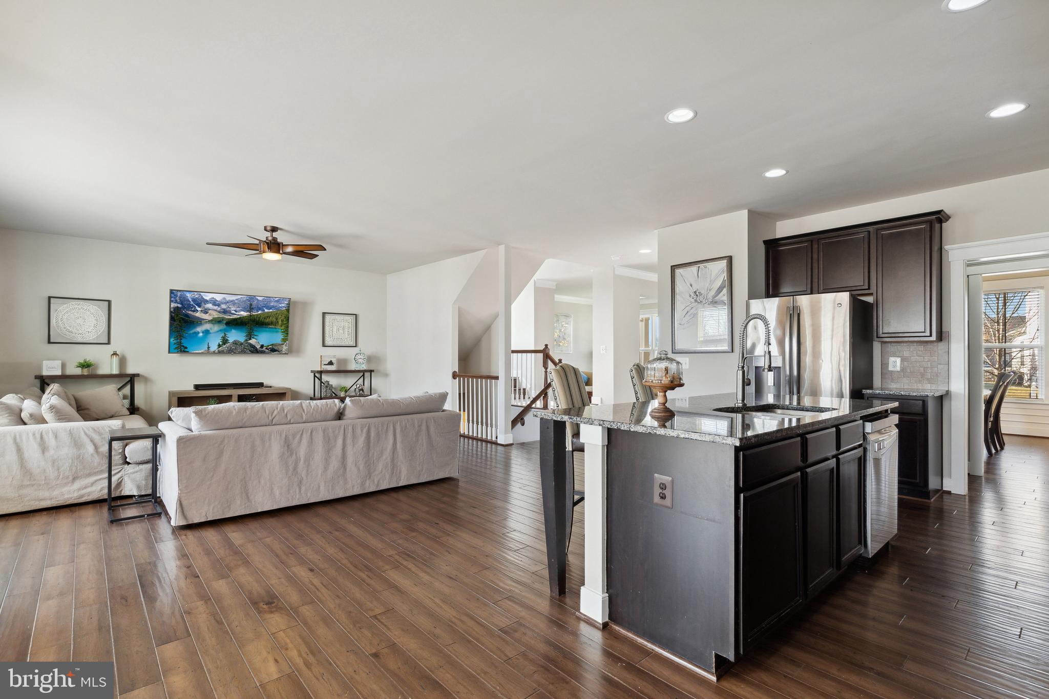 MAYFAIR - Residential