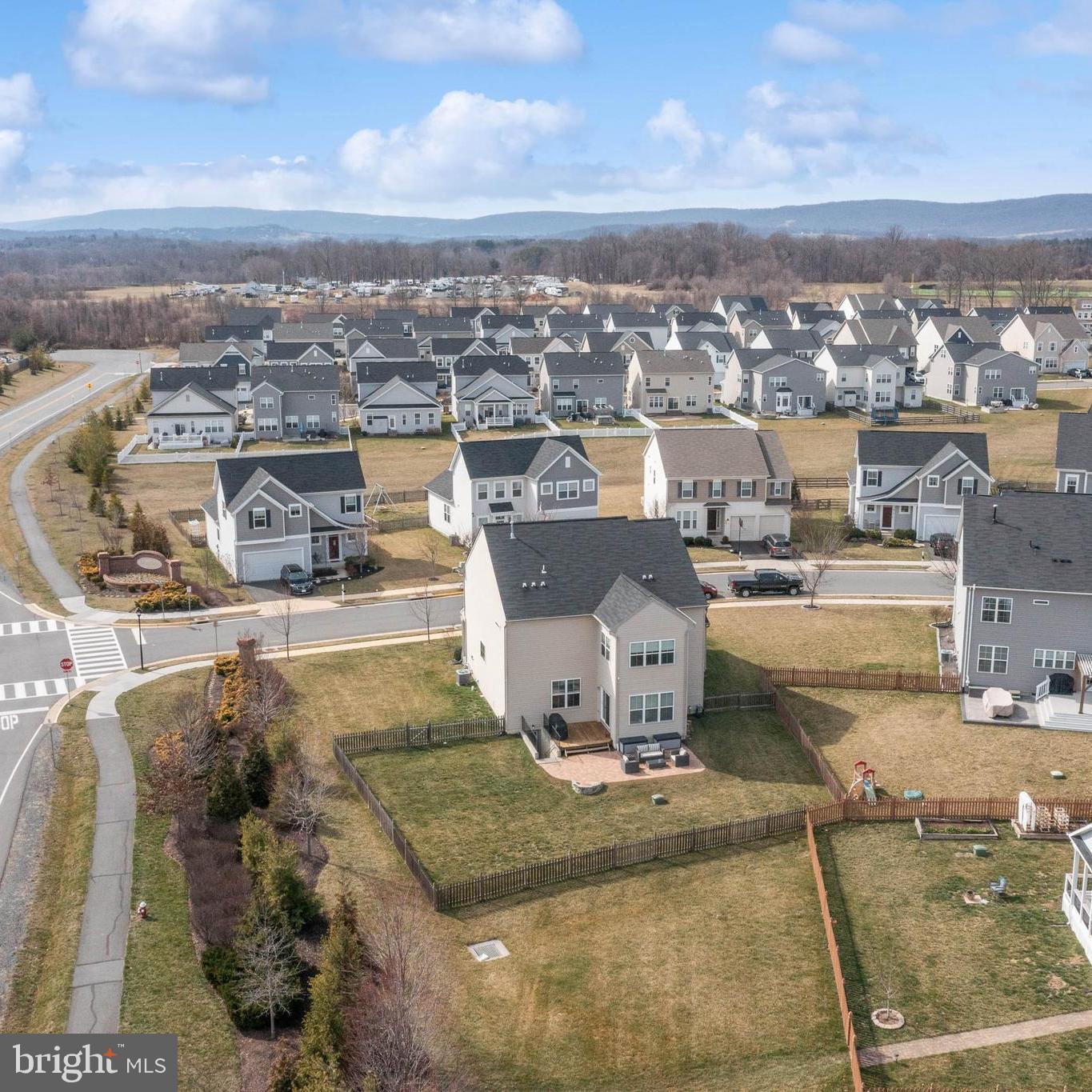 MAYFAIR - Residential