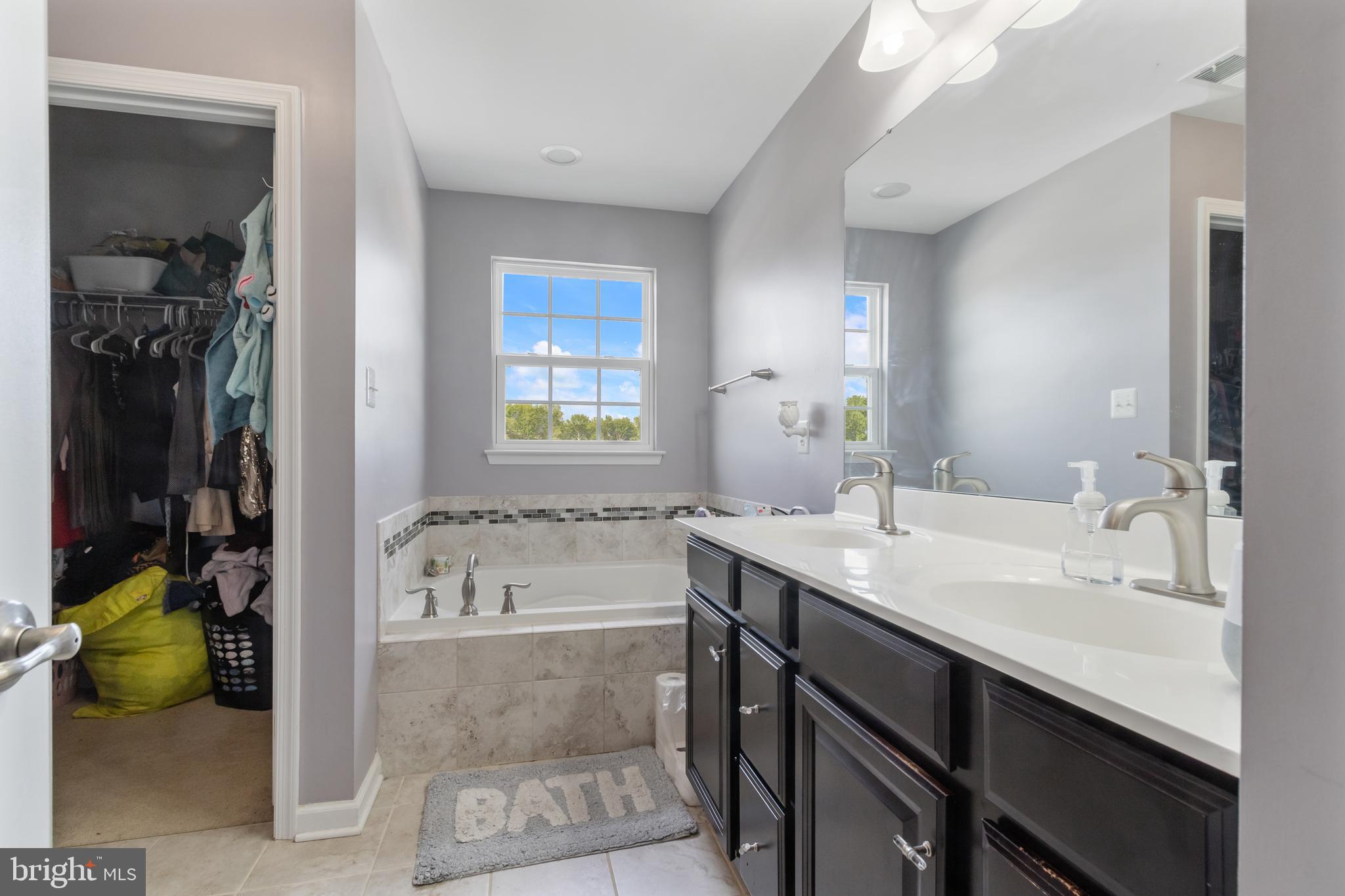 CANTER CREEK - Residential Lease