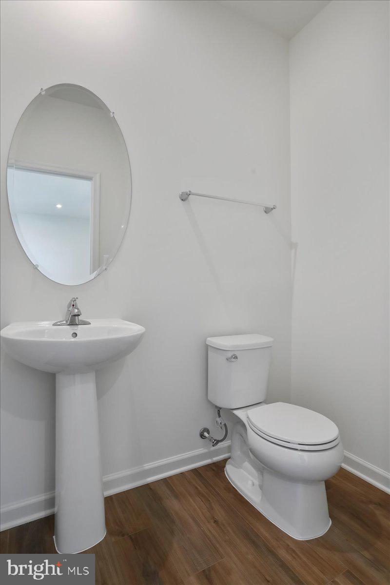 OVERLOOK AT RIVERSIDE TOWNHOMES - Residential Lease