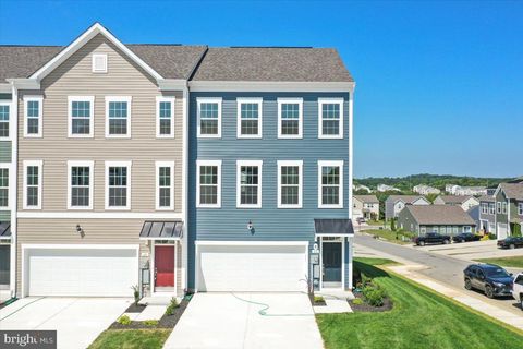 64 STAFFORD PLACE FALLING WATERS WV 25419