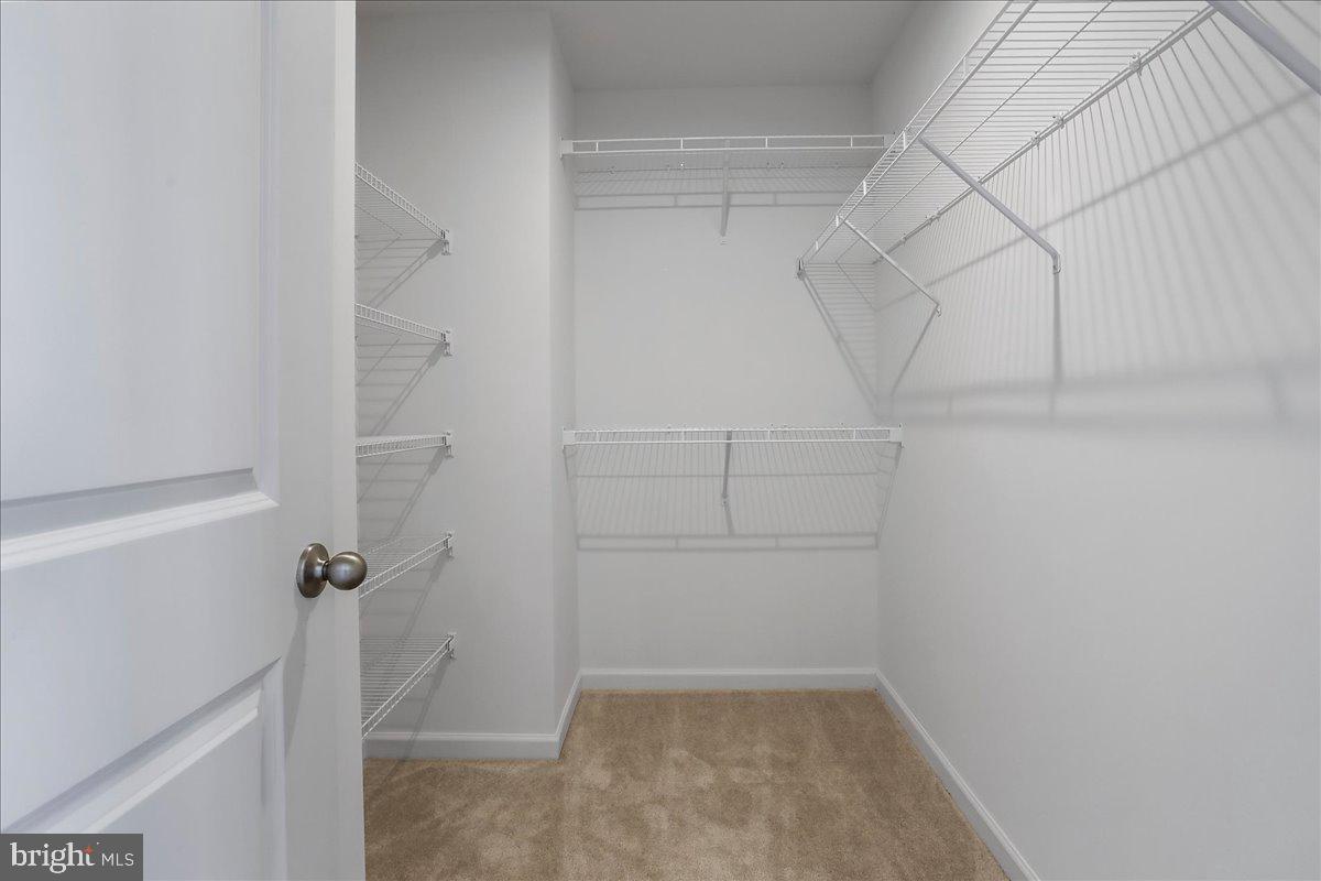 OVERLOOK AT RIVERSIDE TOWNHOMES - Residential Lease