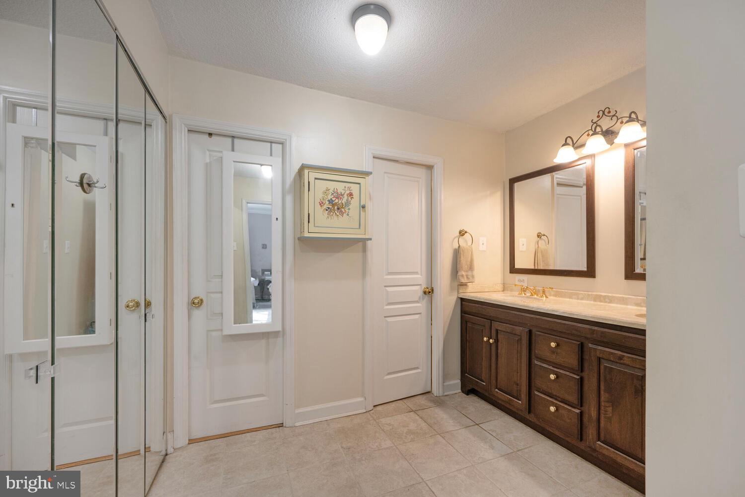 THE FORUM - Residential