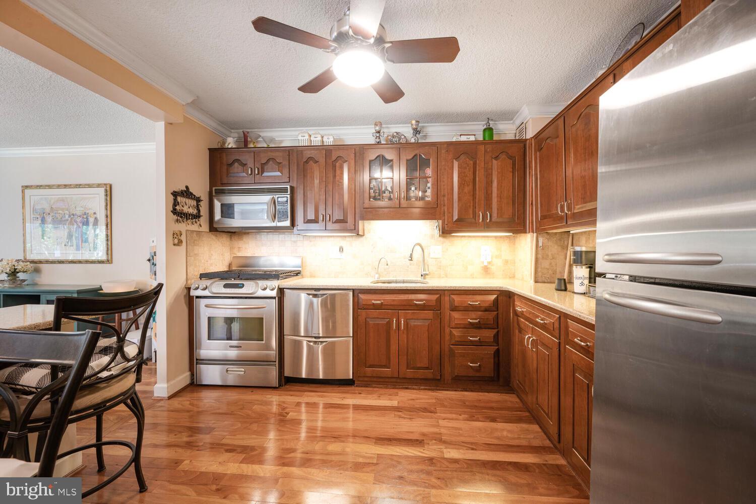 THE FORUM - Residential