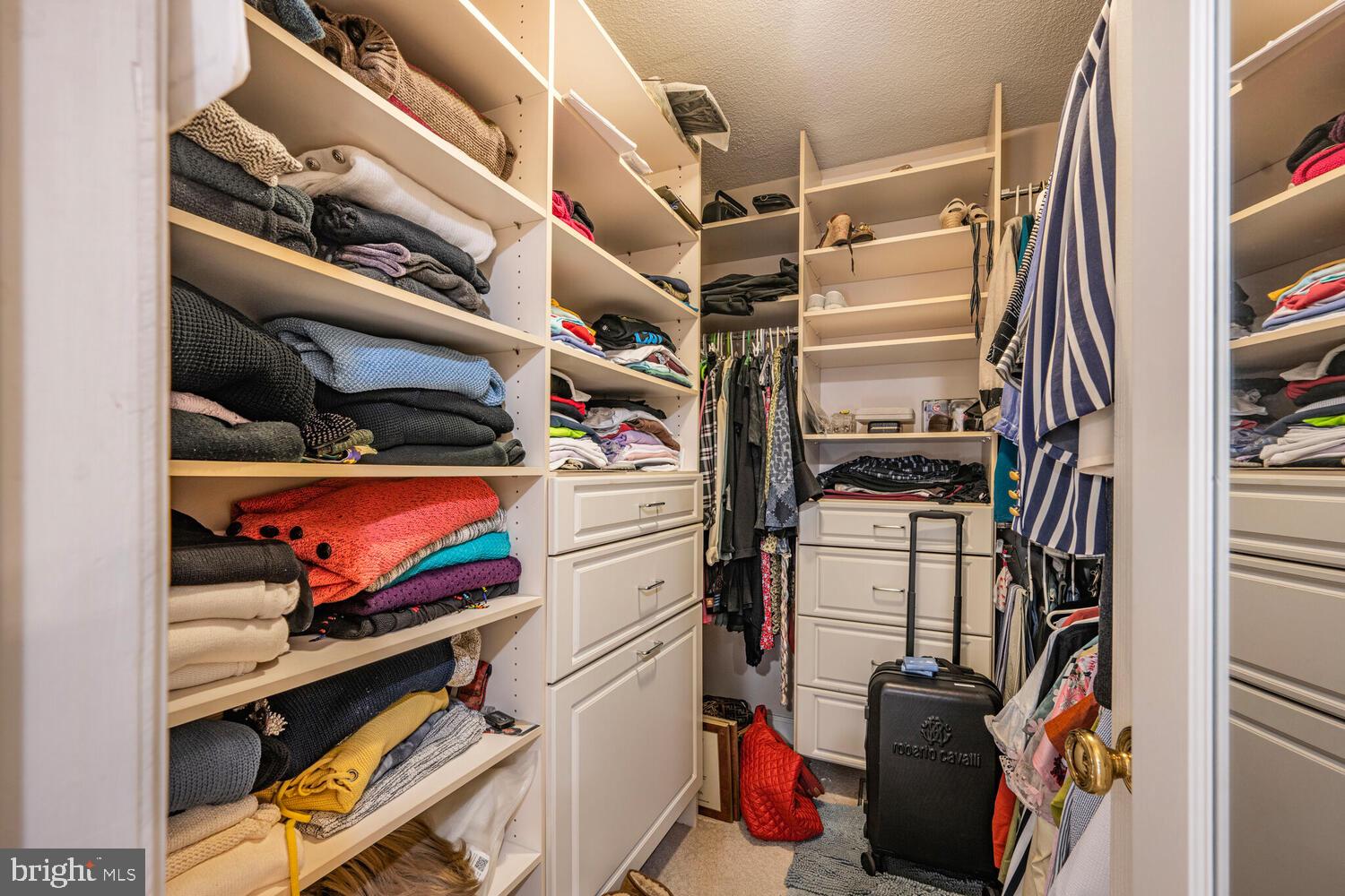 THE FORUM - Residential