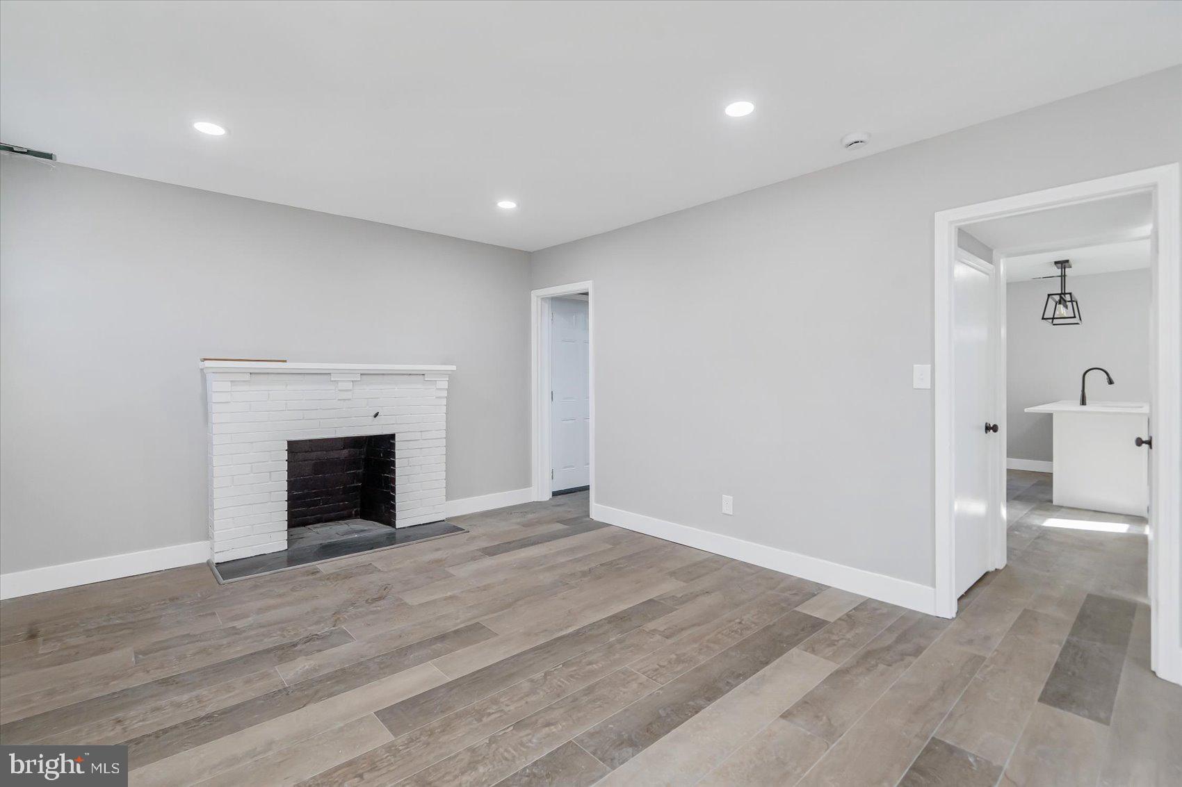 GWYNN OAK - Residential