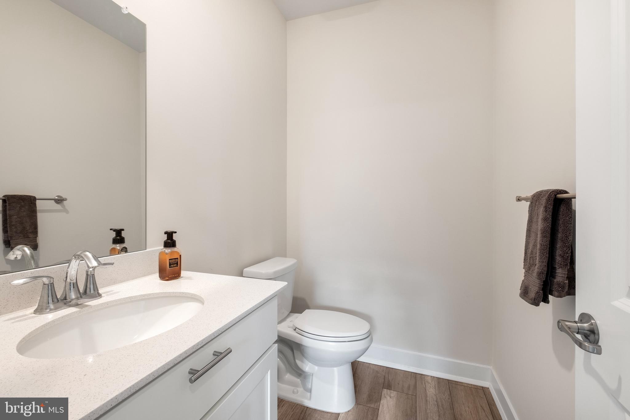 WATERSIDE - Residential