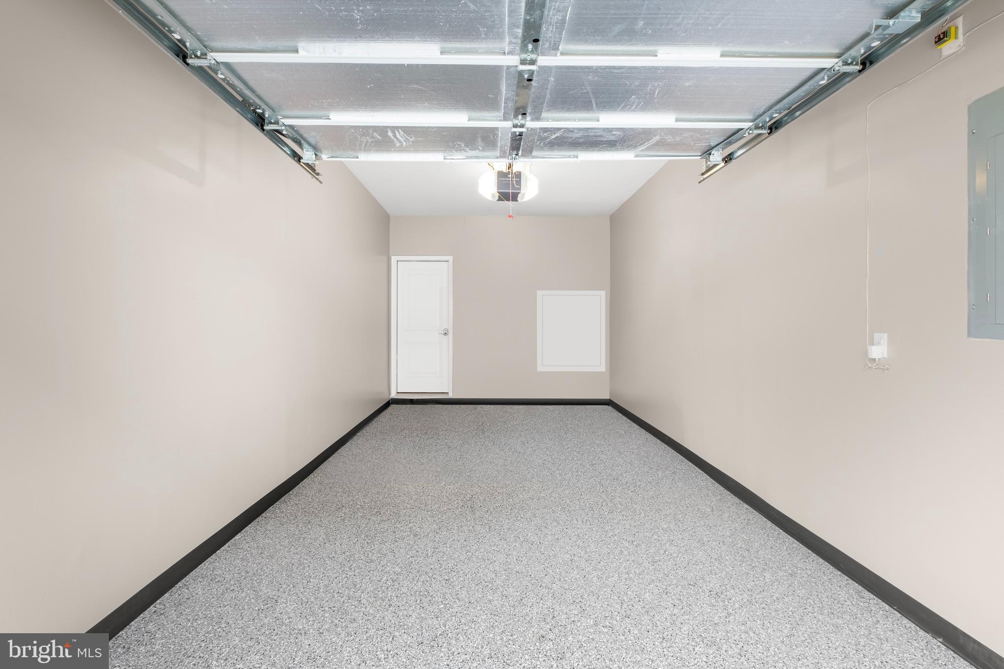 WATERSIDE - Residential