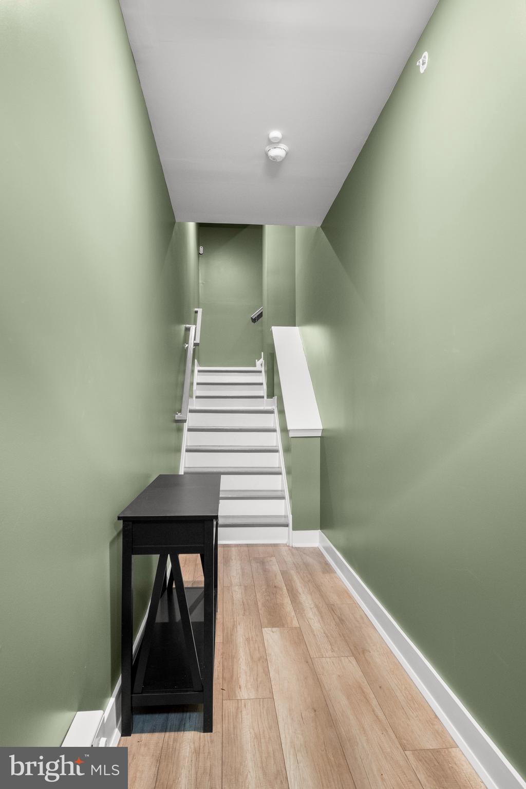 WATERSIDE - Residential