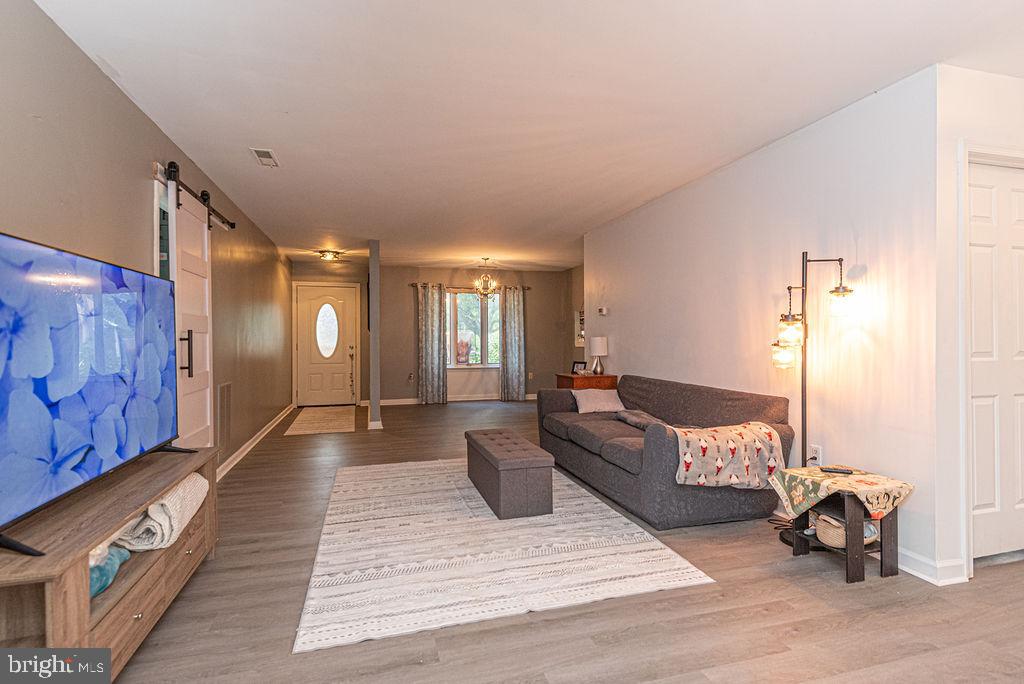 SPRING CHASE - Residential