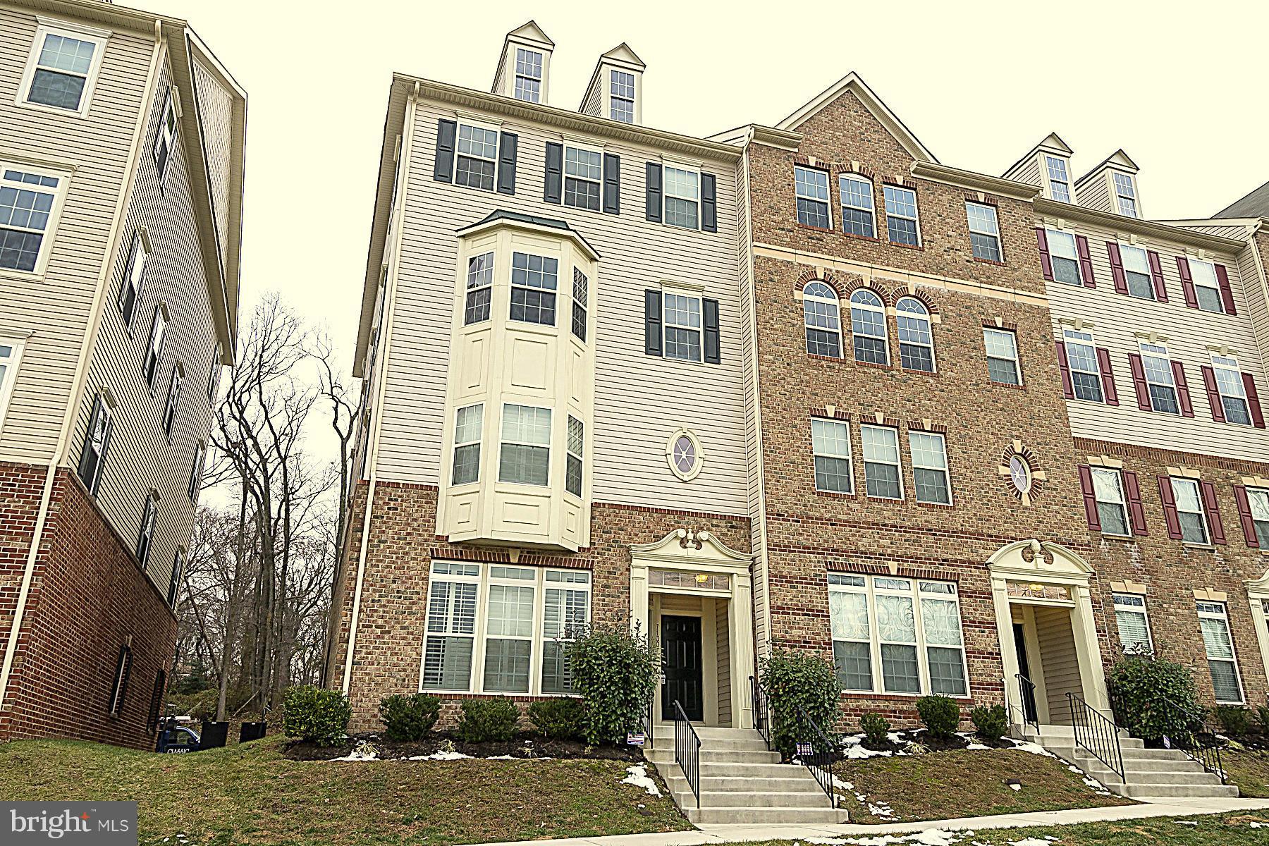 ALMOST NEW GARAGE TOWNHOME IN ELKRIDGE CROSSING*LARGEST UNIT IN THE COMMUNITY (2,600+ SQFT)*THIS END UNIT BACKS TO WOODS & HAS LOTS OF WINDOWS & NATURAL LIGHT*LARGE KITCHEN (W/42"CABINETS,2-TIER BRKFST BAR) FLOWS RIGHT INTO THE FAM RM*RECESSED LIGHTING*TREX DECK*HUGE MASTER BR W/2 CLOSETS,MASTER BATH W/2 LARGE VANITIES & LUXURY SHOWER*LARGE 2nd&3rd BEDRMS *MINUTES FROM BALT,FT.MEADE/NSA,BWI