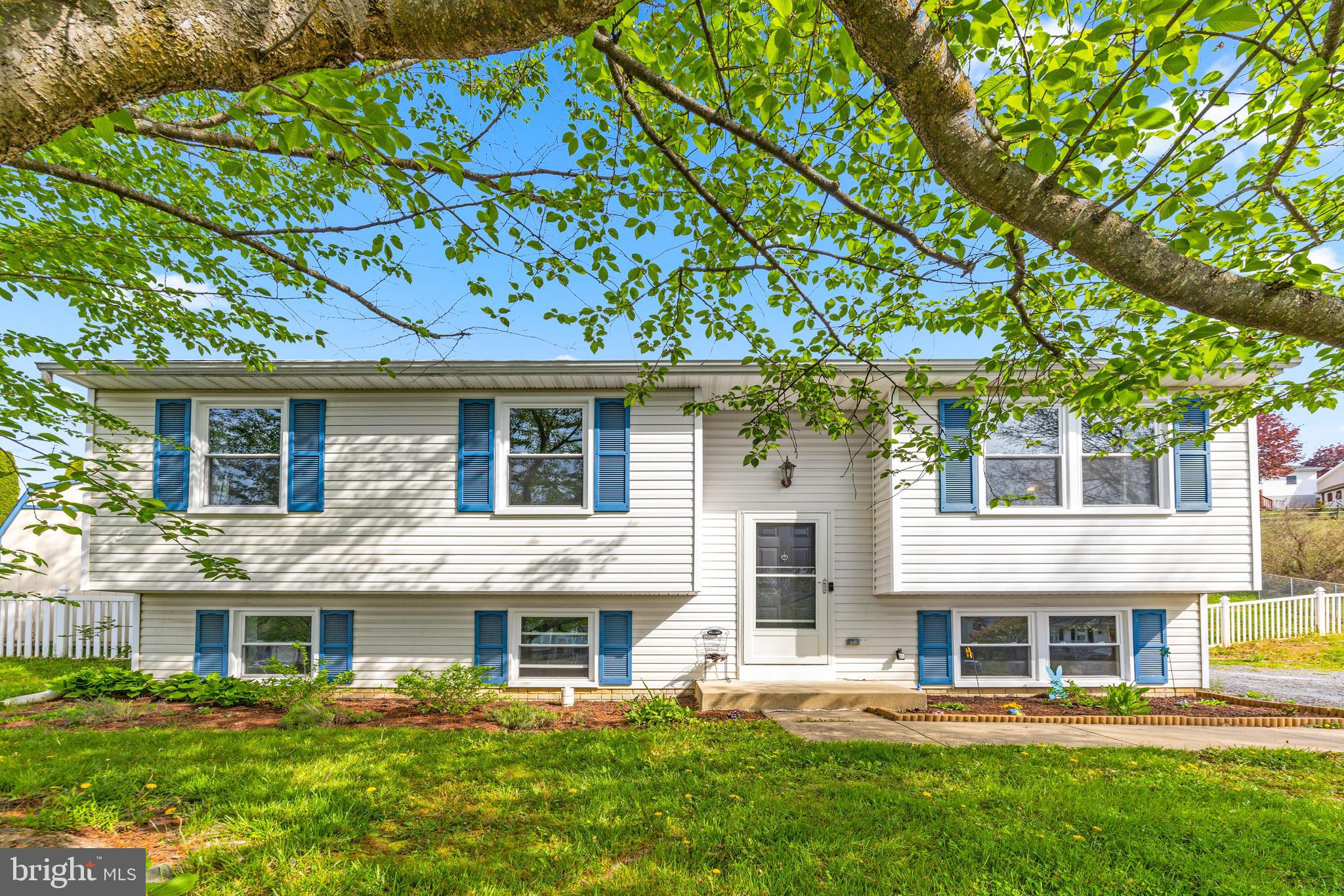 THE GREENS OF WESTMINSTER - Residential