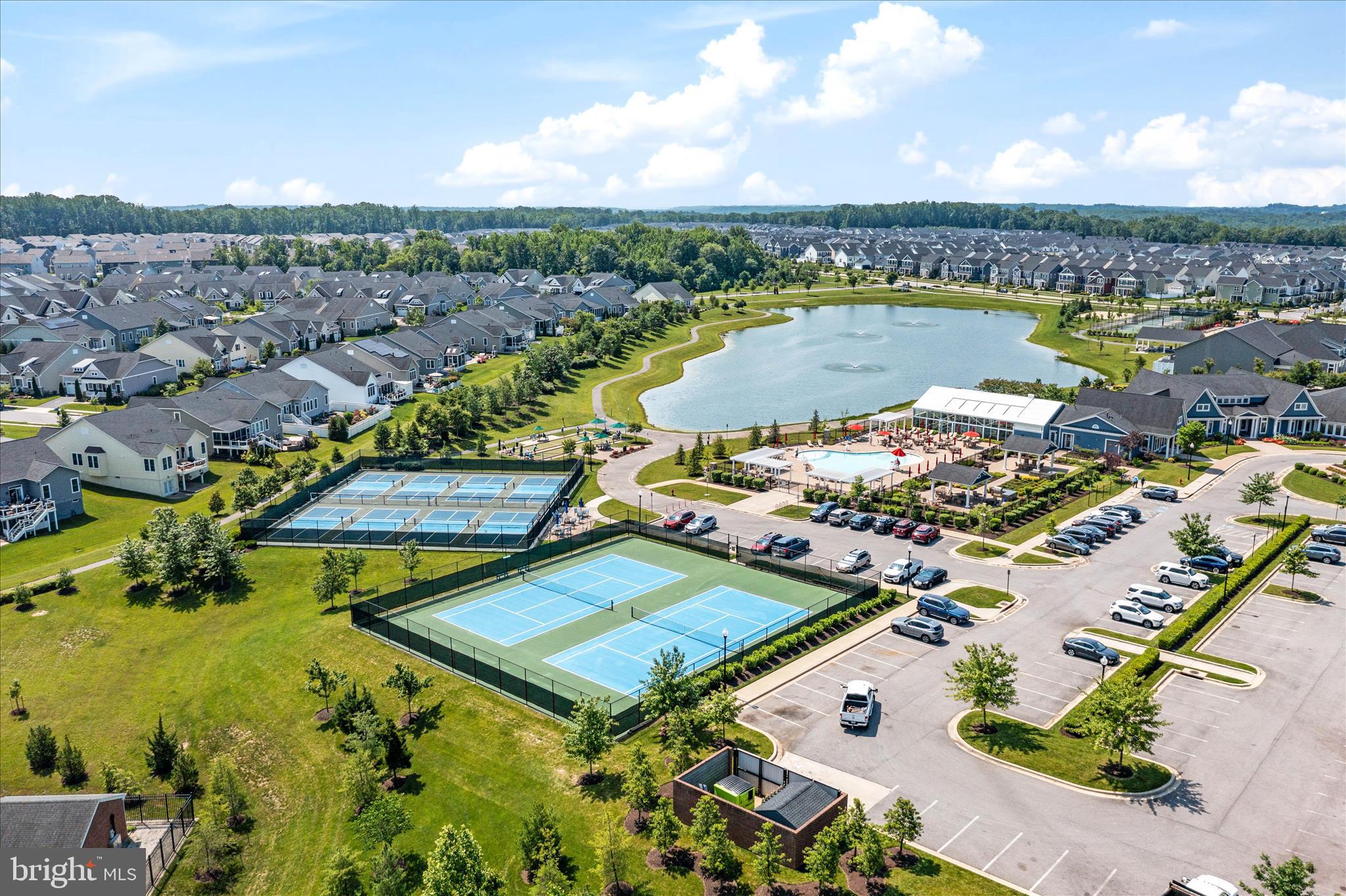 TWO RIVERS - Residential