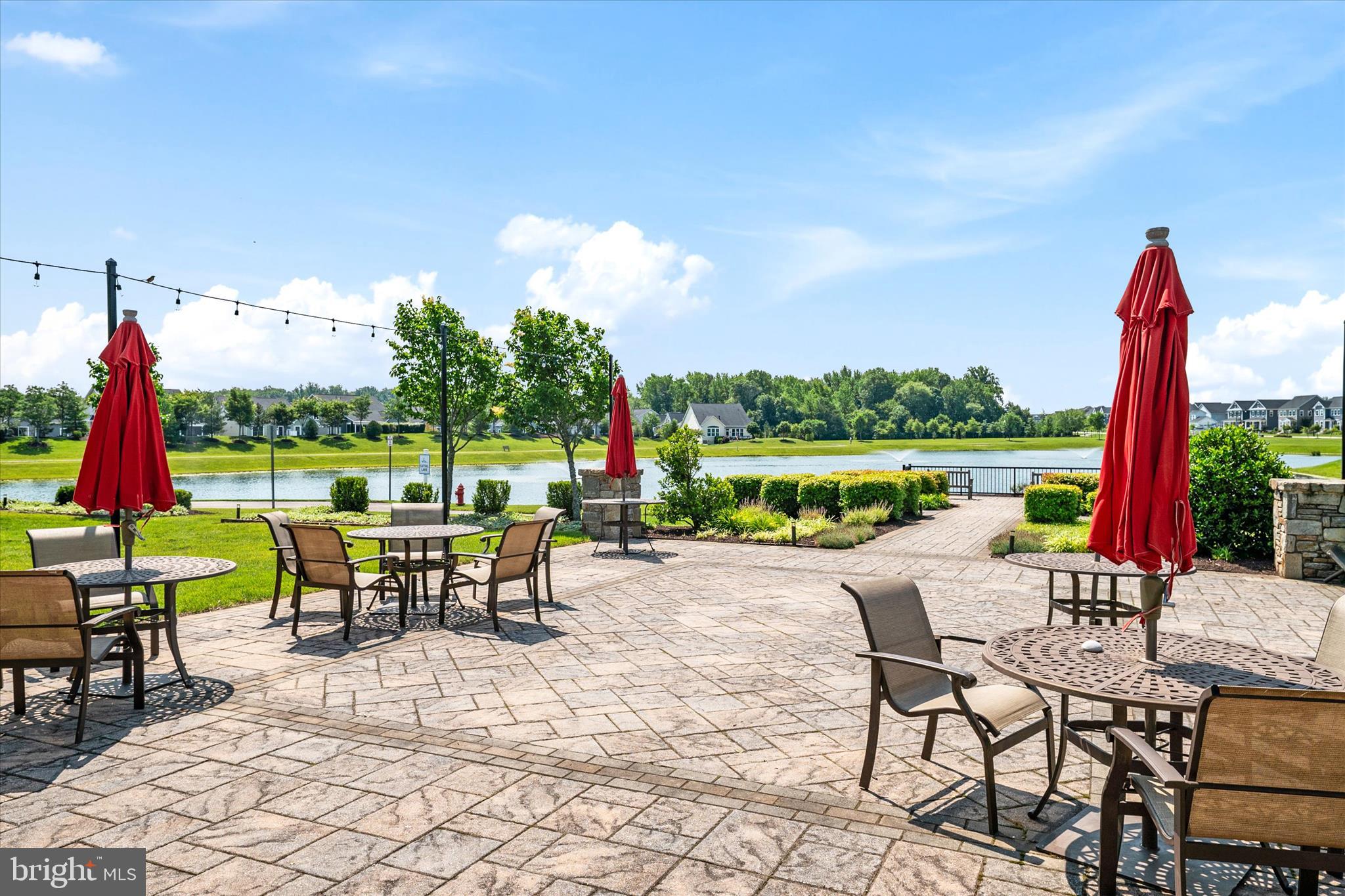 TWO RIVERS - Residential