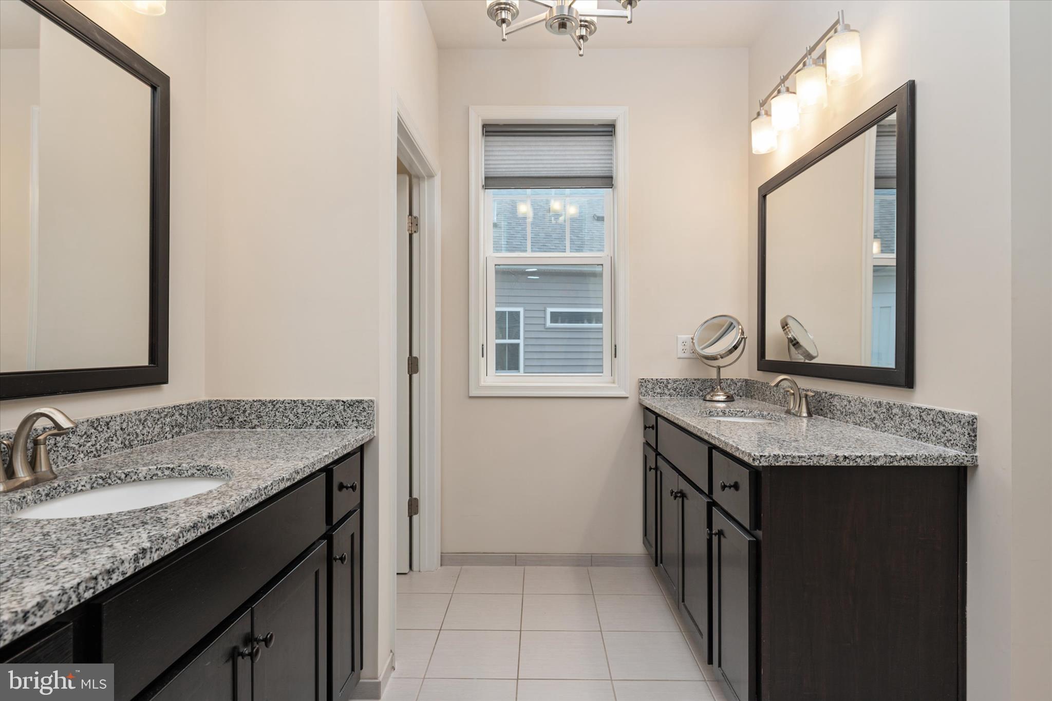 TWO RIVERS - Residential