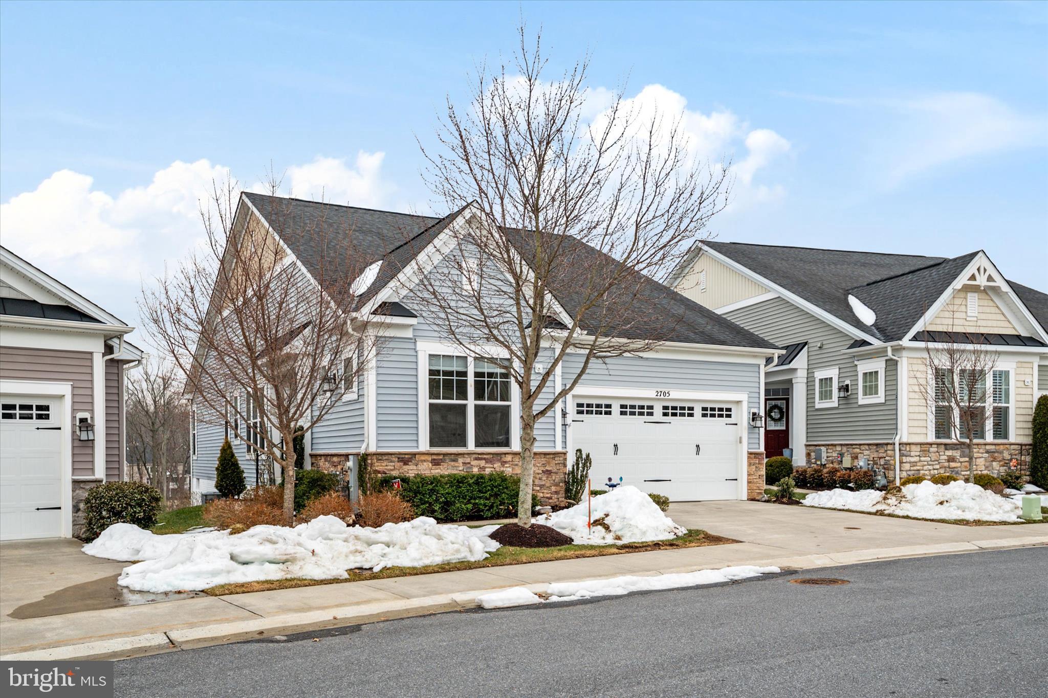 TWO RIVERS - Residential