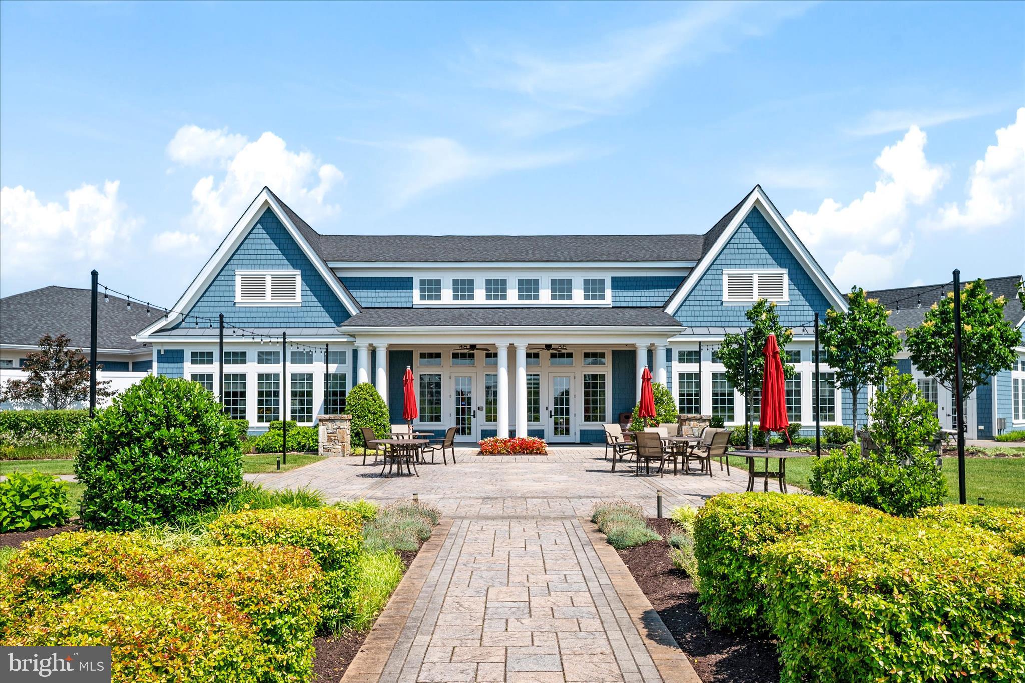 TWO RIVERS - Residential