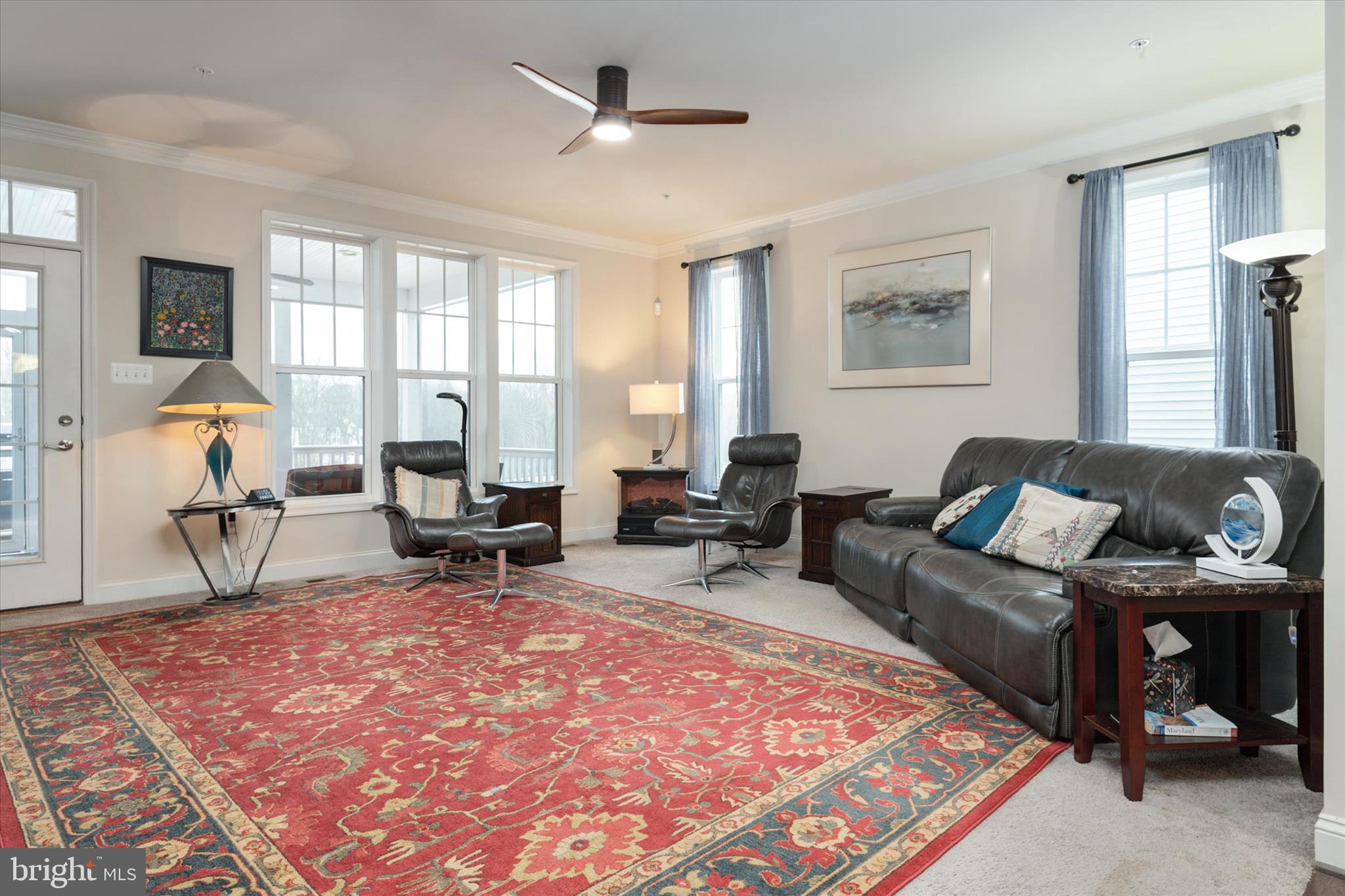 TWO RIVERS - Residential