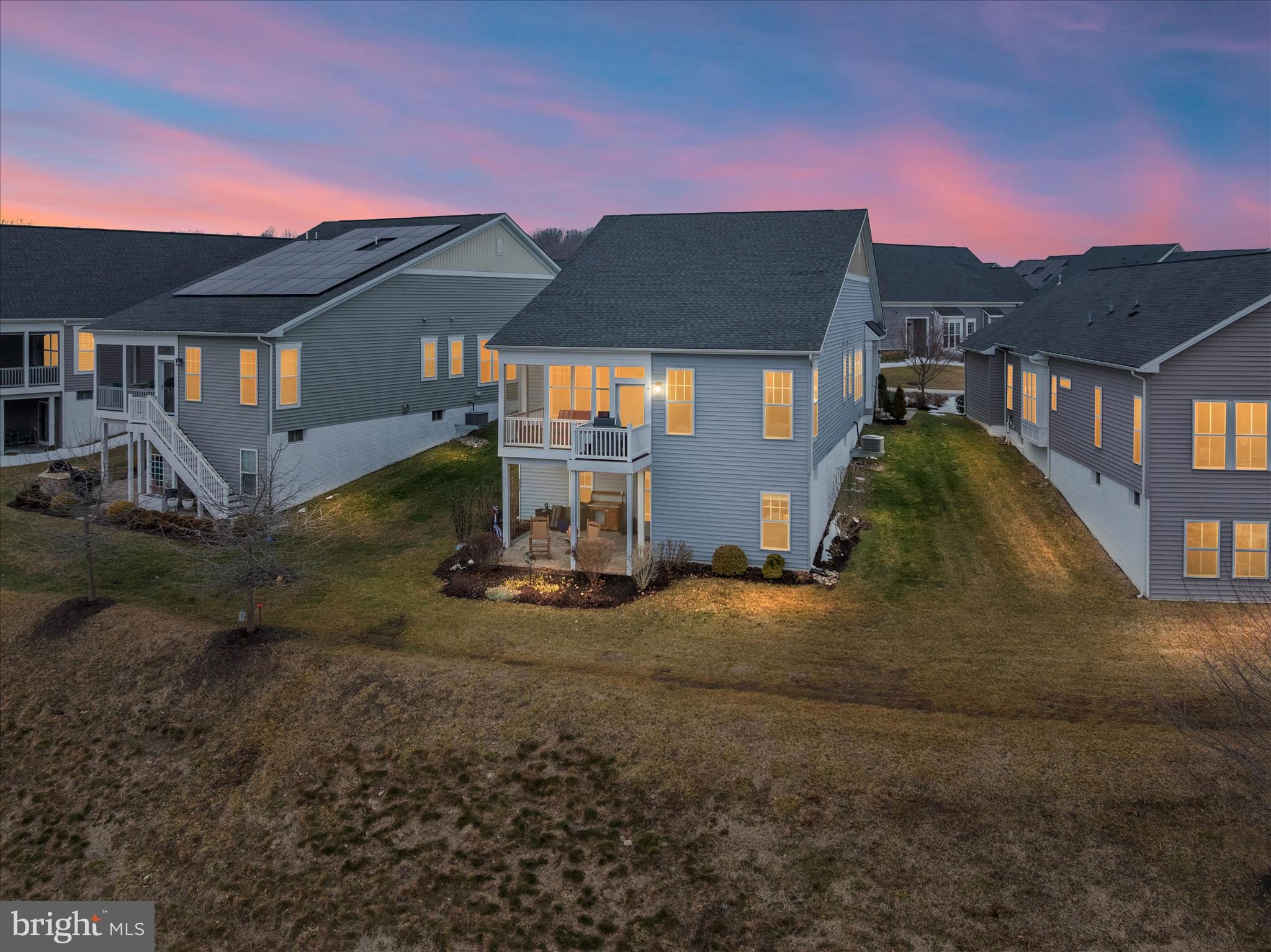 TWO RIVERS - Residential