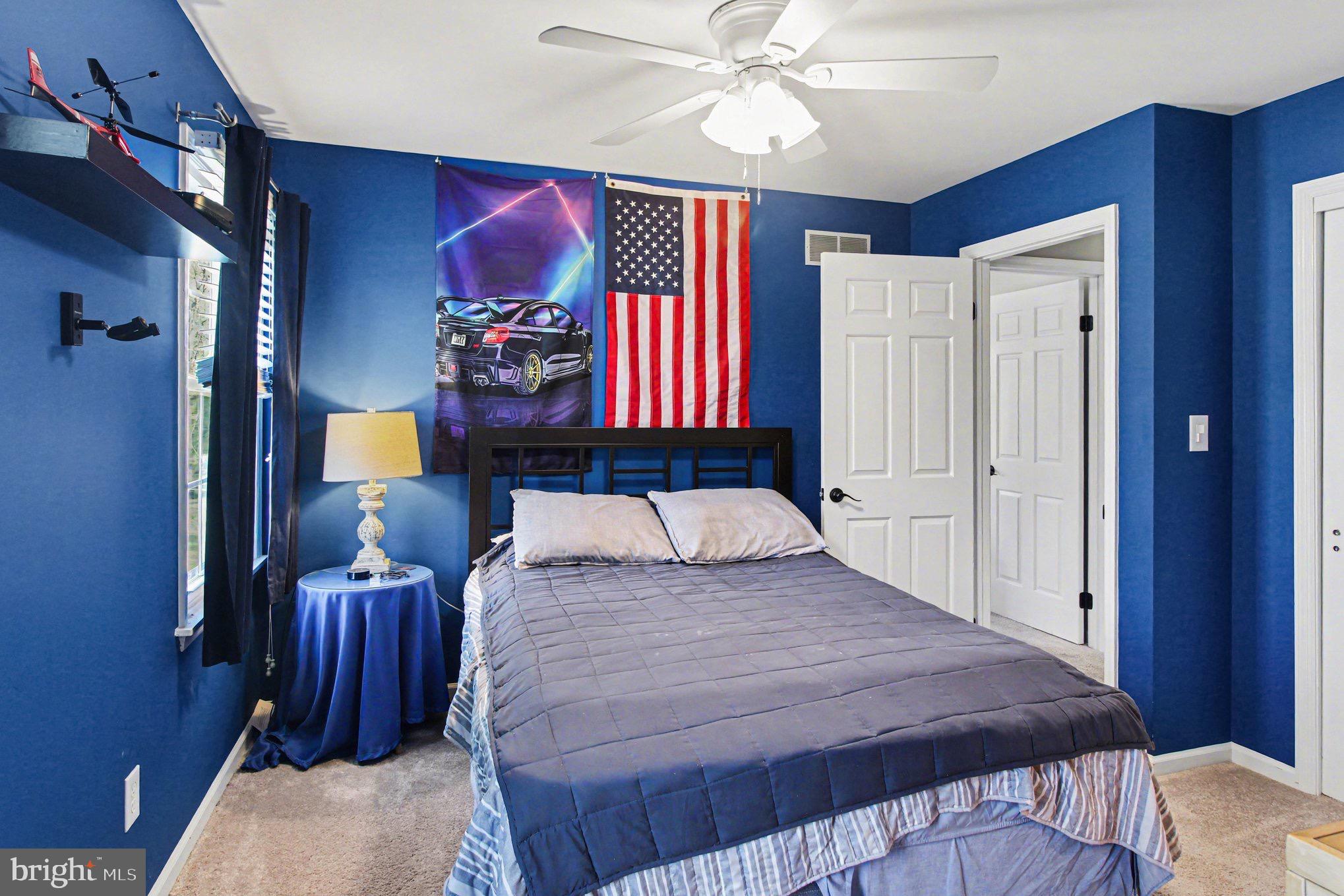 WOODS OF ASHBRIDGE - Residential