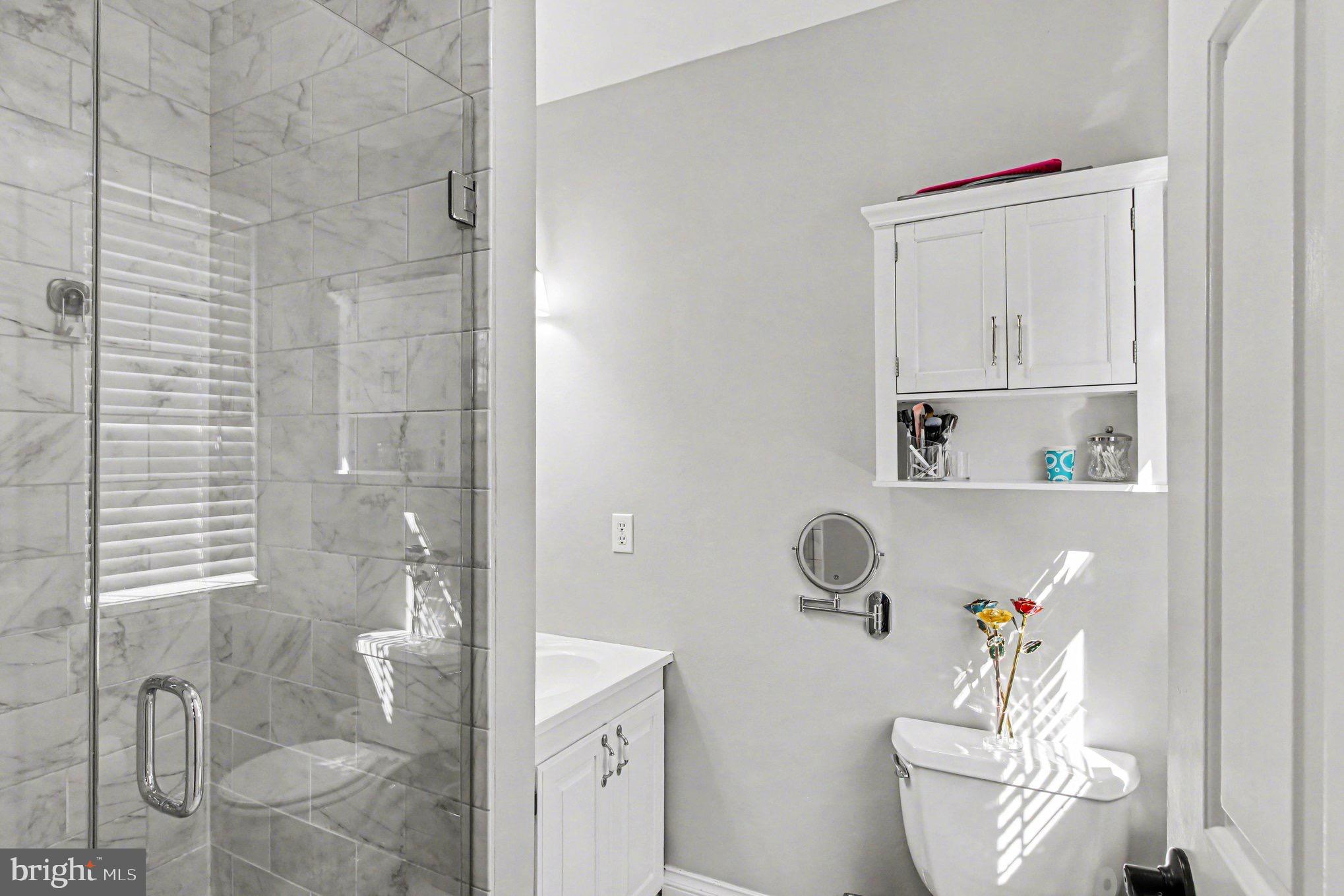 WOODS OF ASHBRIDGE - Residential