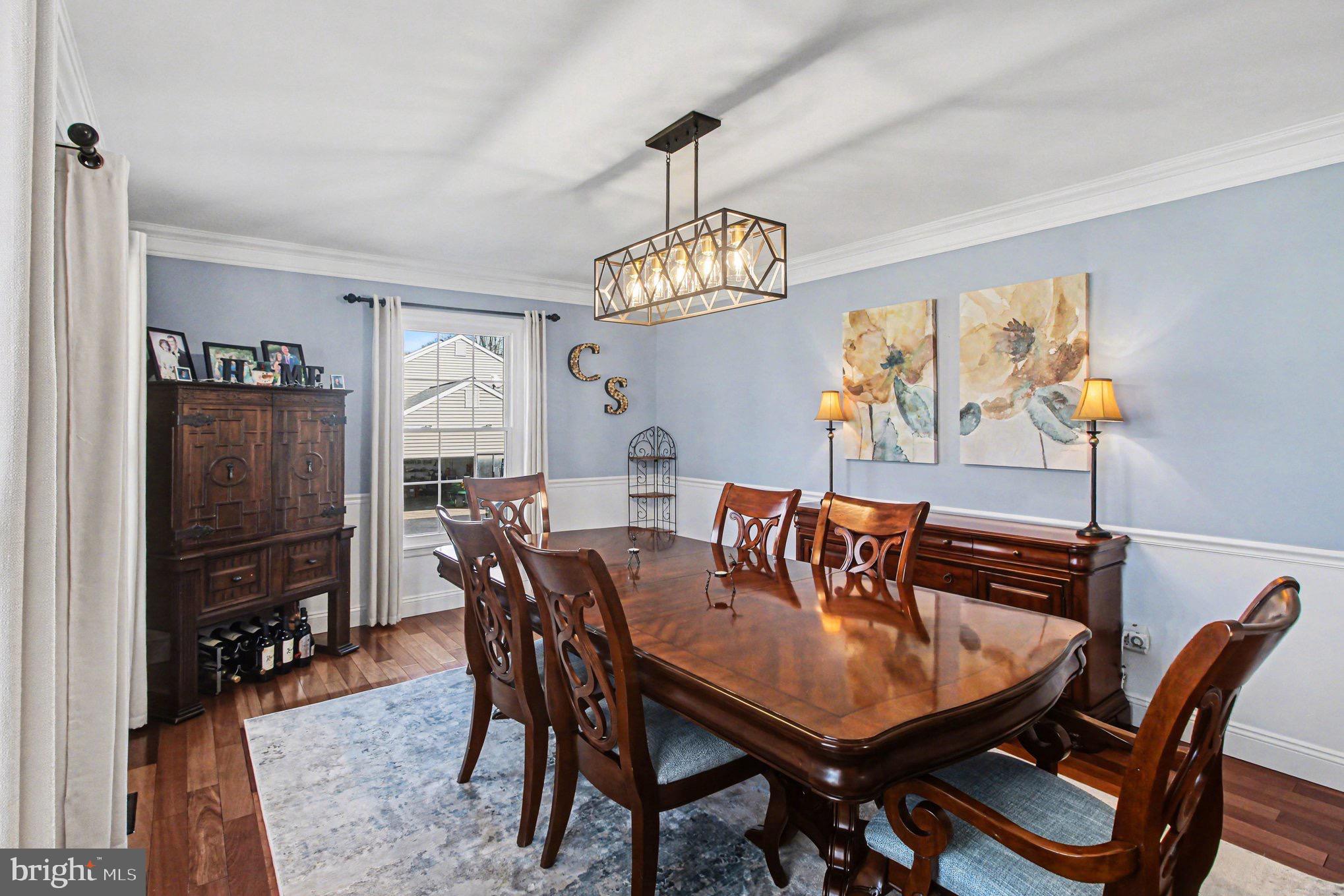 WOODS OF ASHBRIDGE - Residential