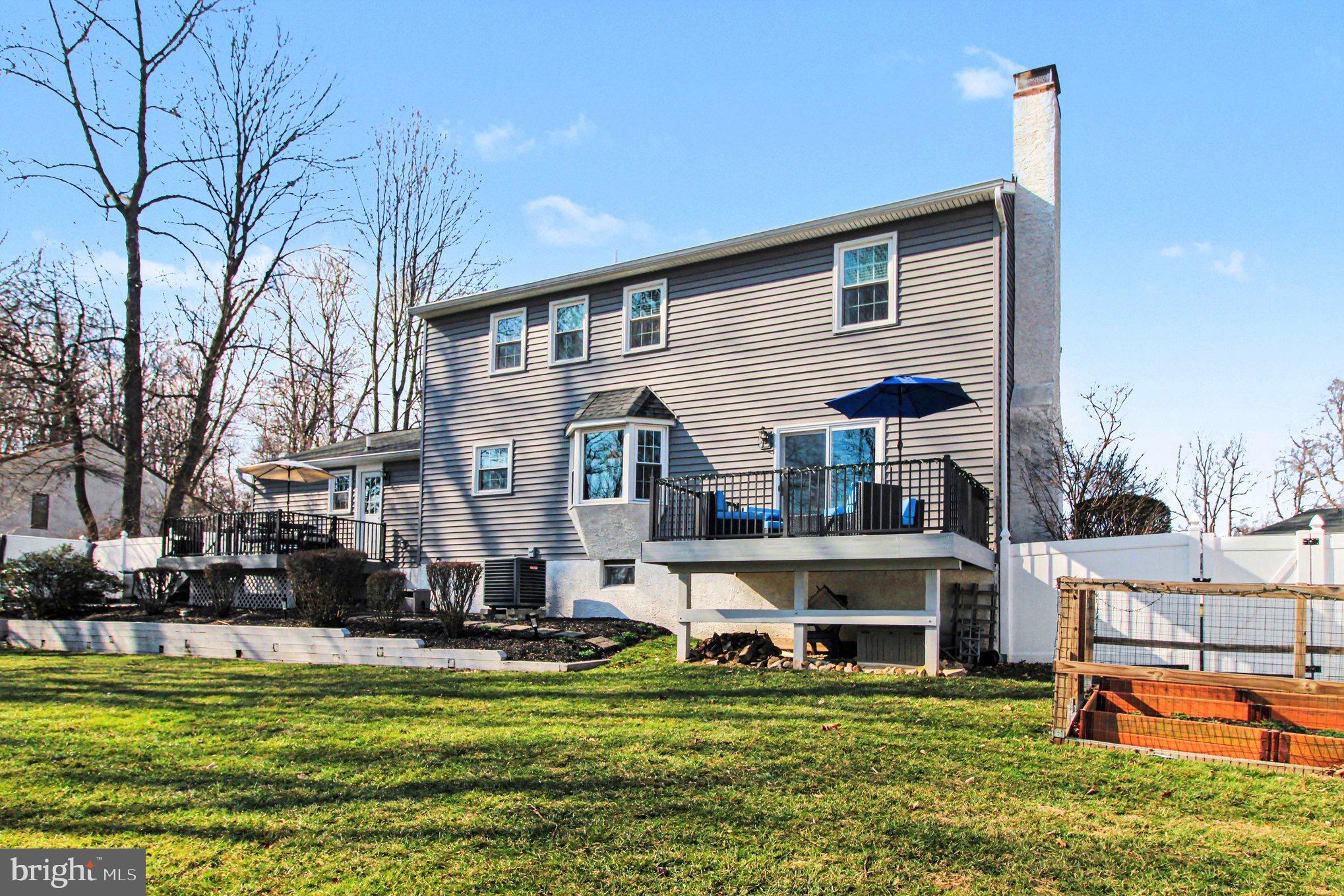 WOODS OF ASHBRIDGE - Residential