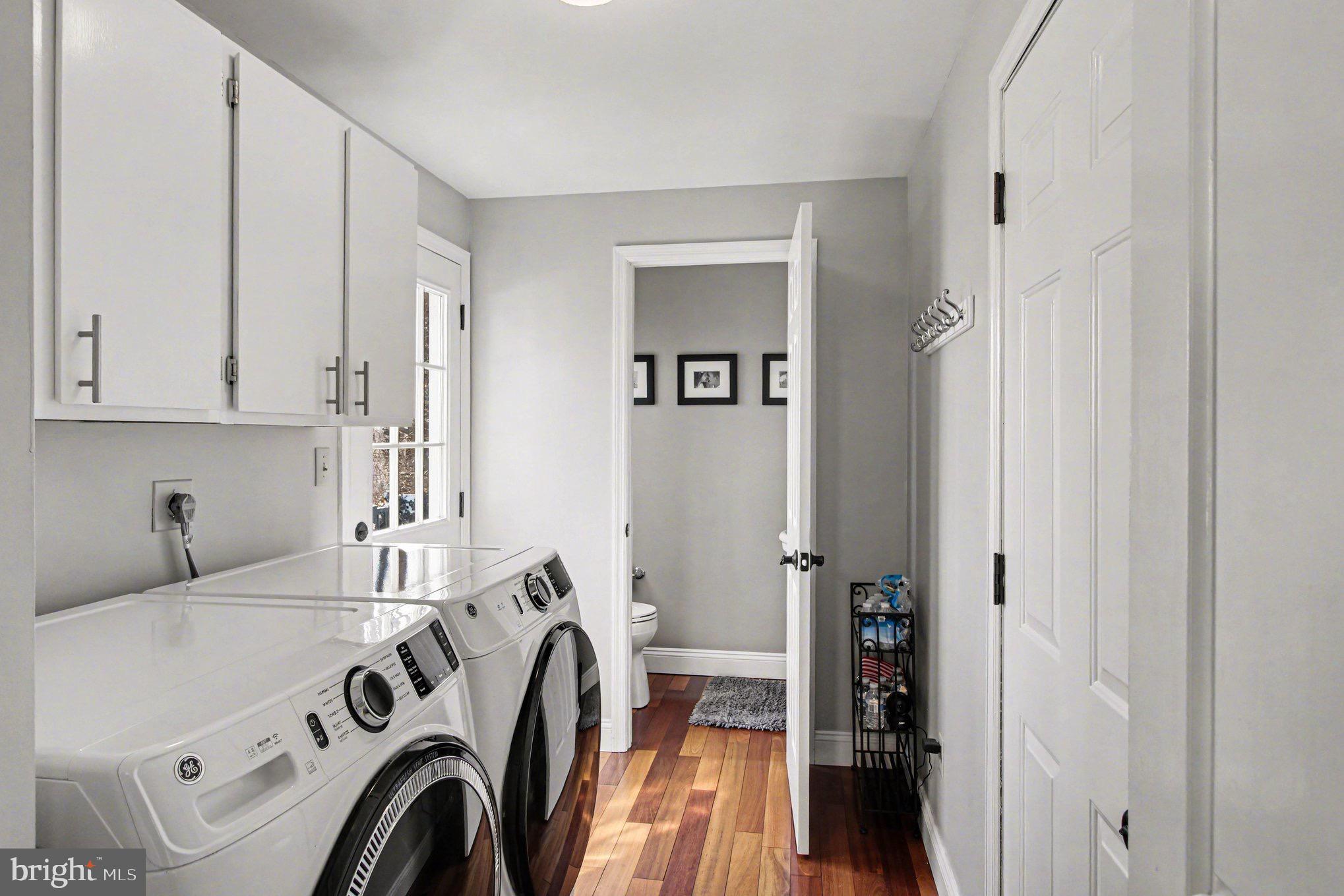 WOODS OF ASHBRIDGE - Residential