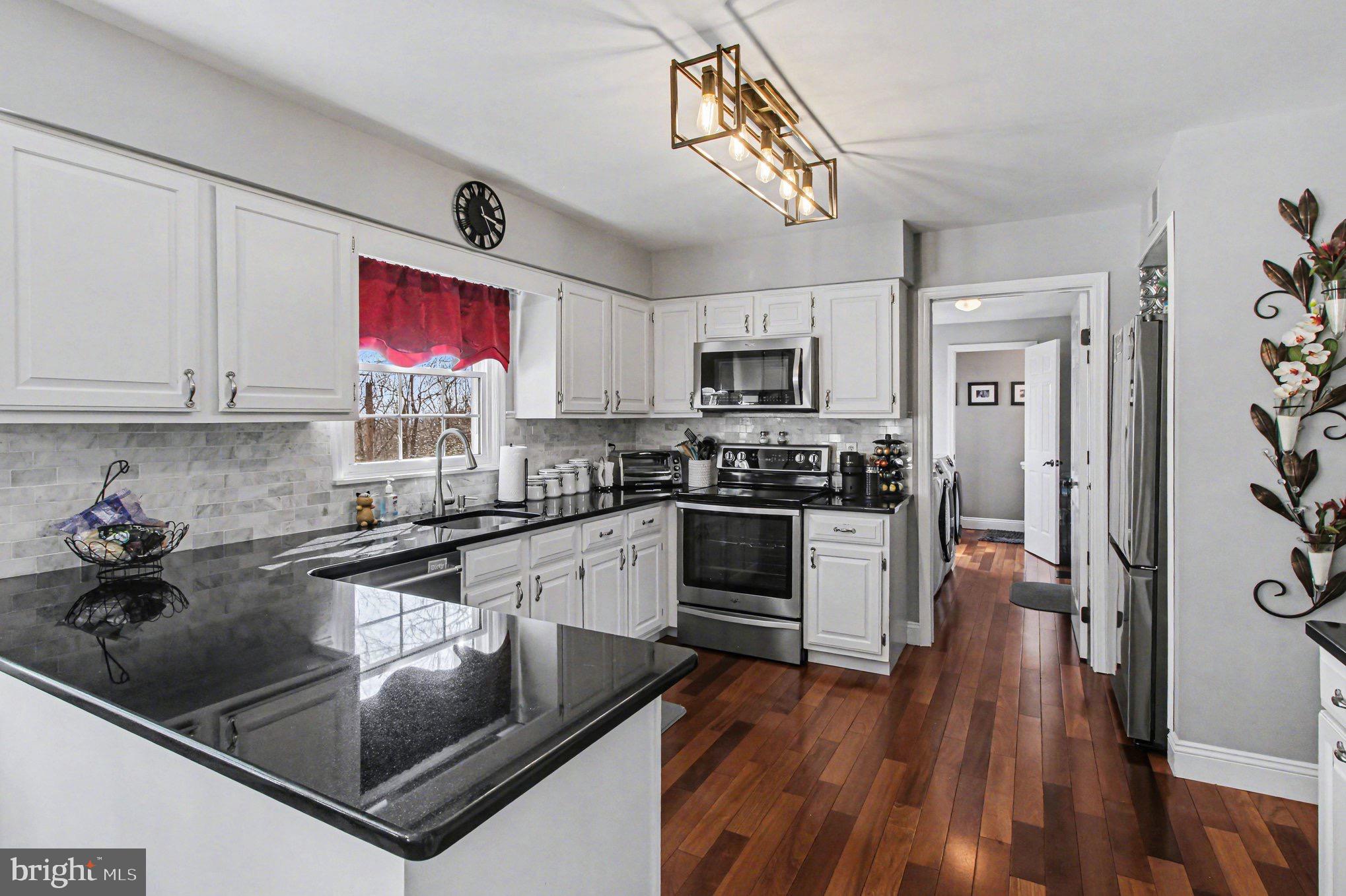 WOODS OF ASHBRIDGE - Residential