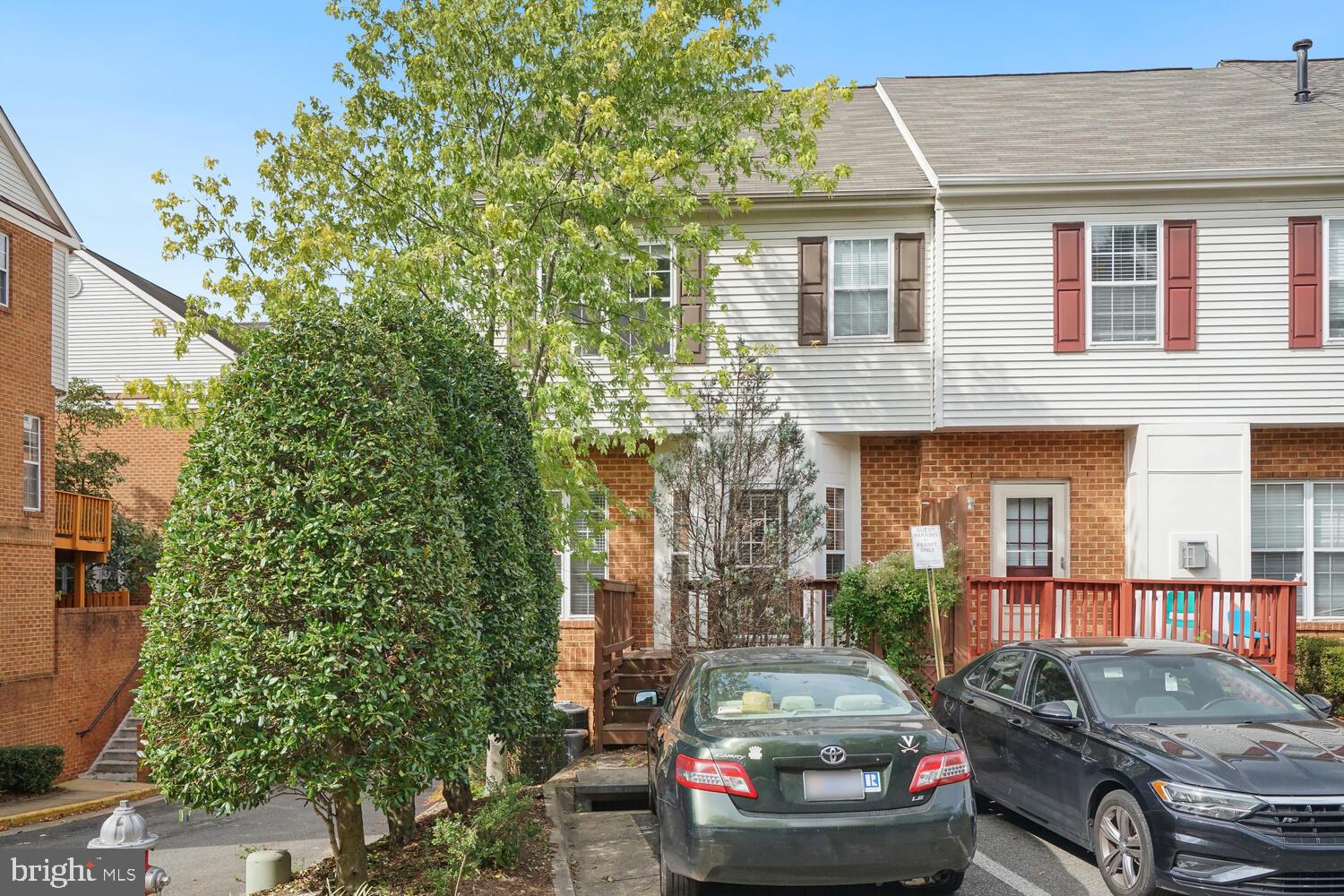 MADISON LANE - Residential Lease