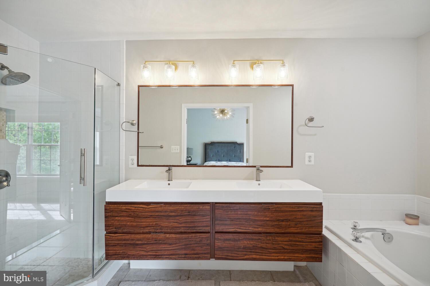 MADISON LANE - Residential Lease