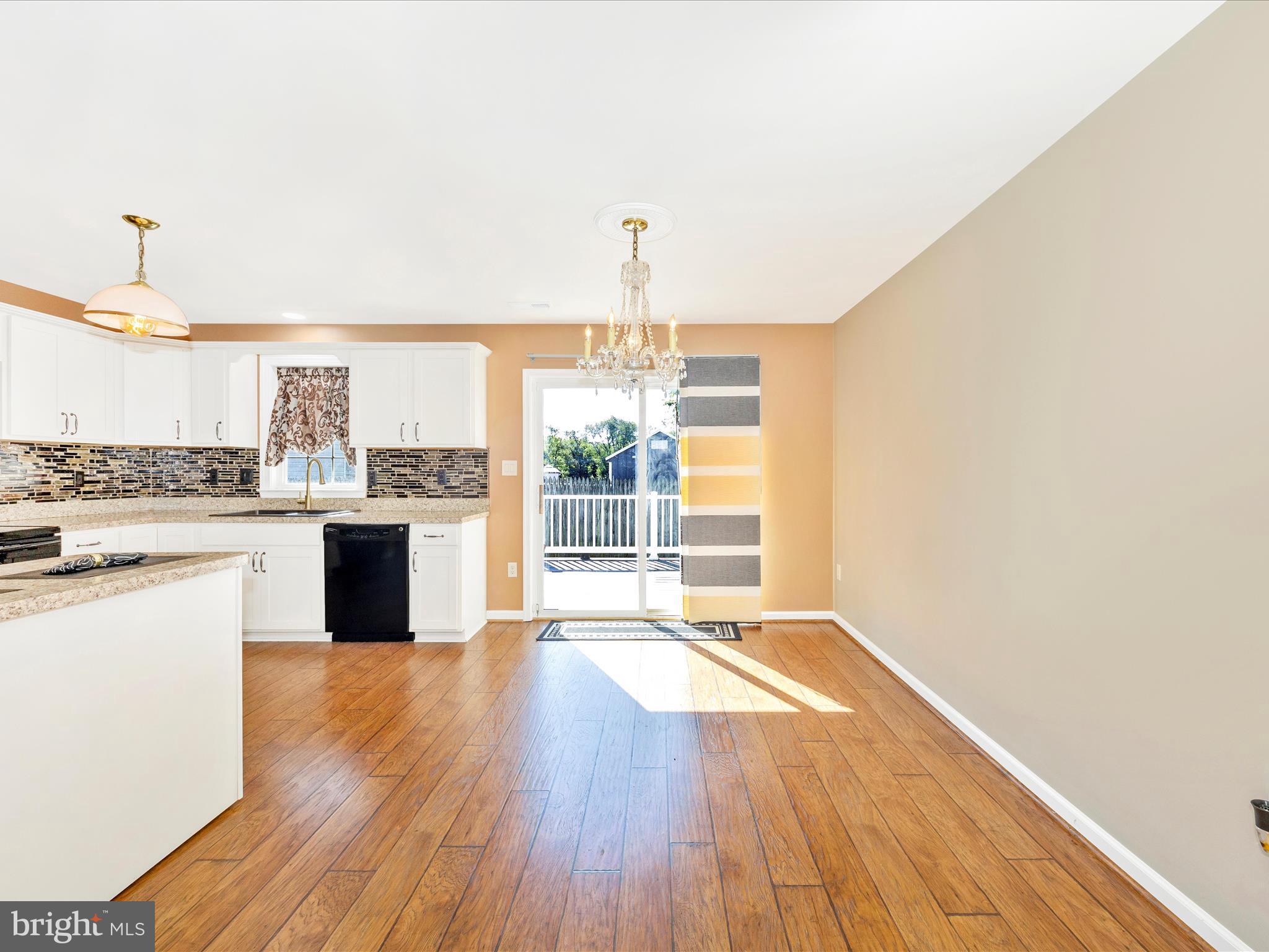 CROSS CREEK - Residential