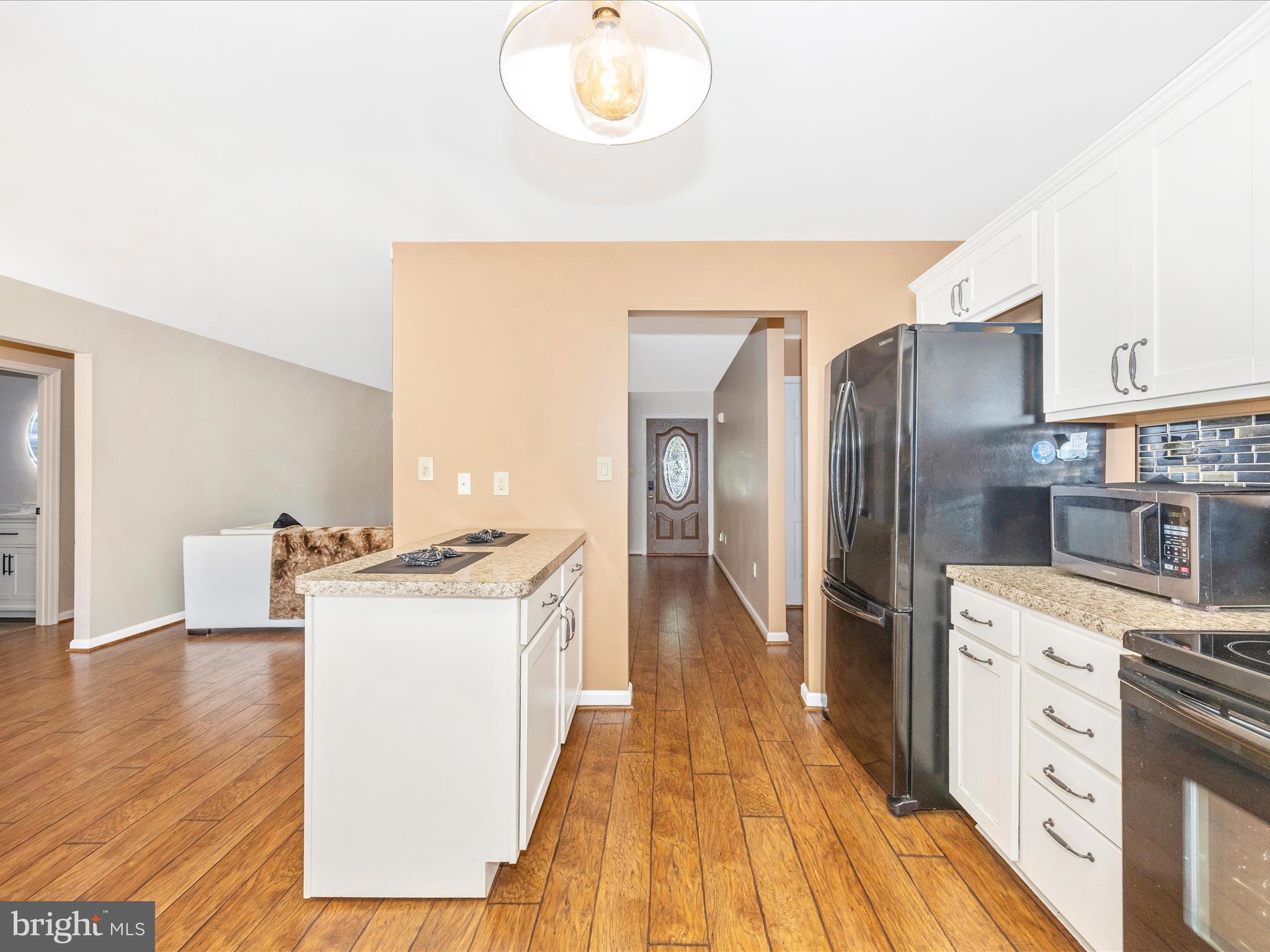 CROSS CREEK - Residential