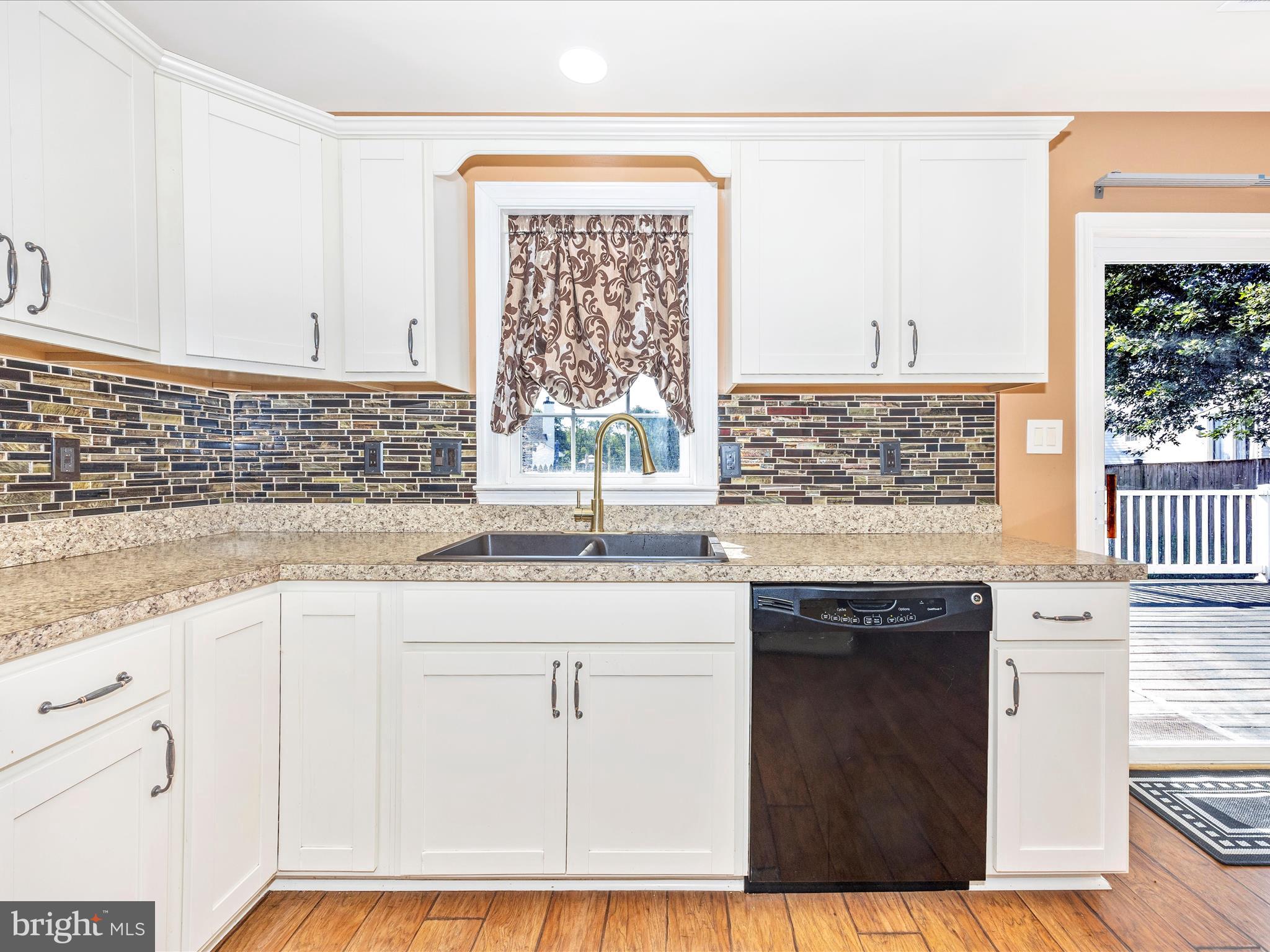 CROSS CREEK - Residential