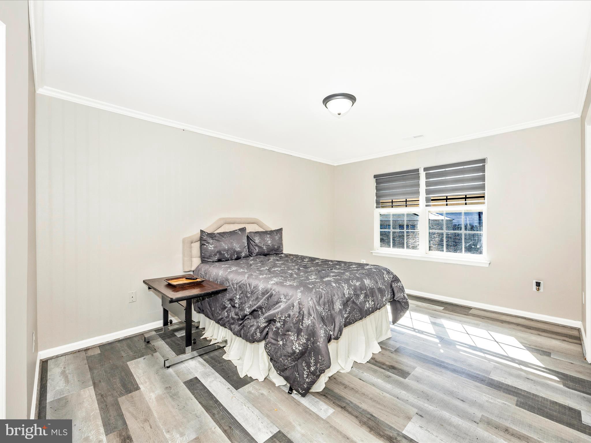 CROSS CREEK - Residential