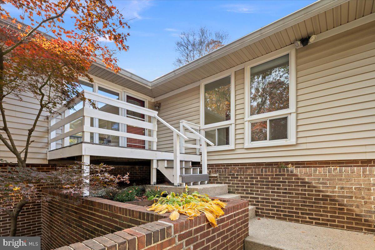 3713 MARYLAND STREET