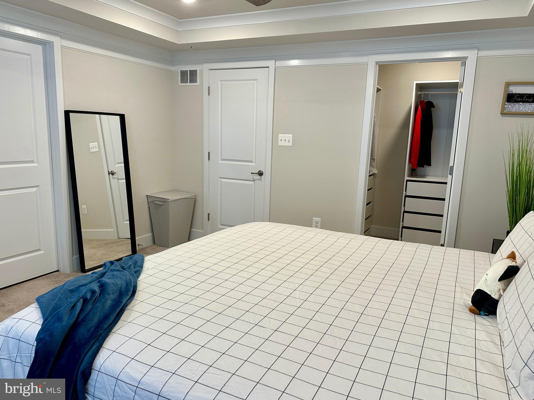 BLUE STREAM - Residential