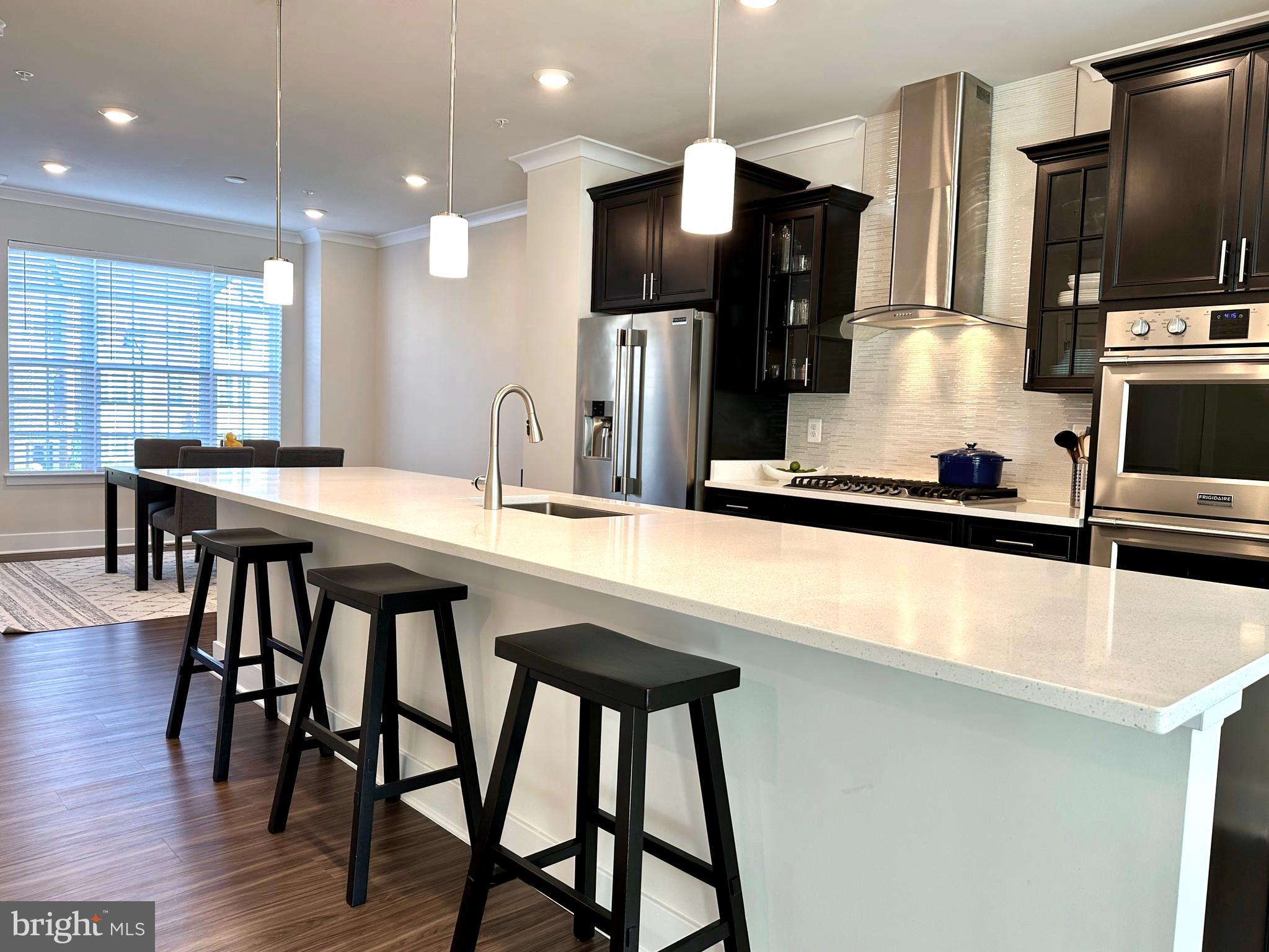 BLUE STREAM - Residential