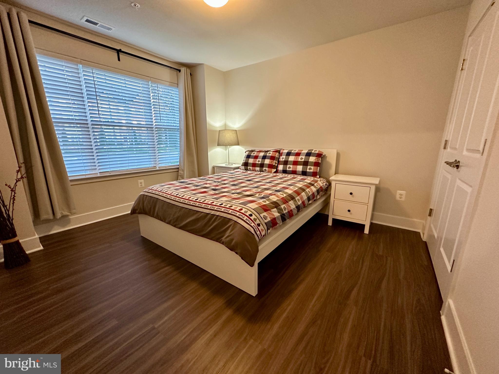 BLUE STREAM - Residential