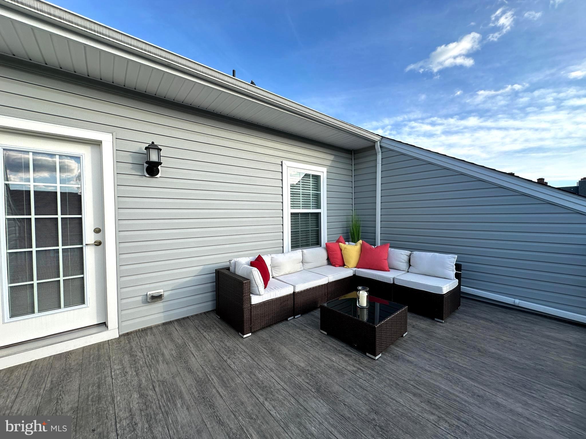 BLUE STREAM - Residential