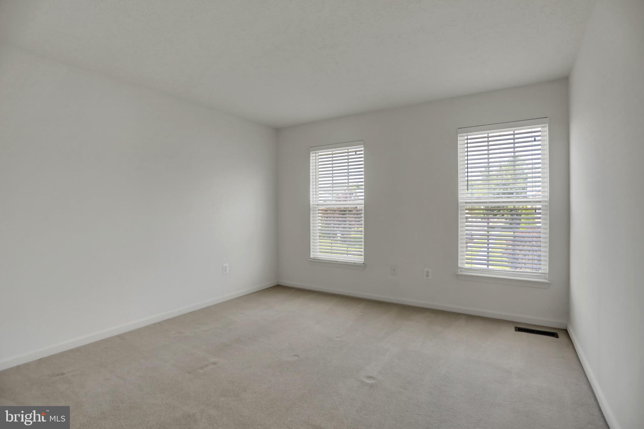 GRACE MANOR - Residential