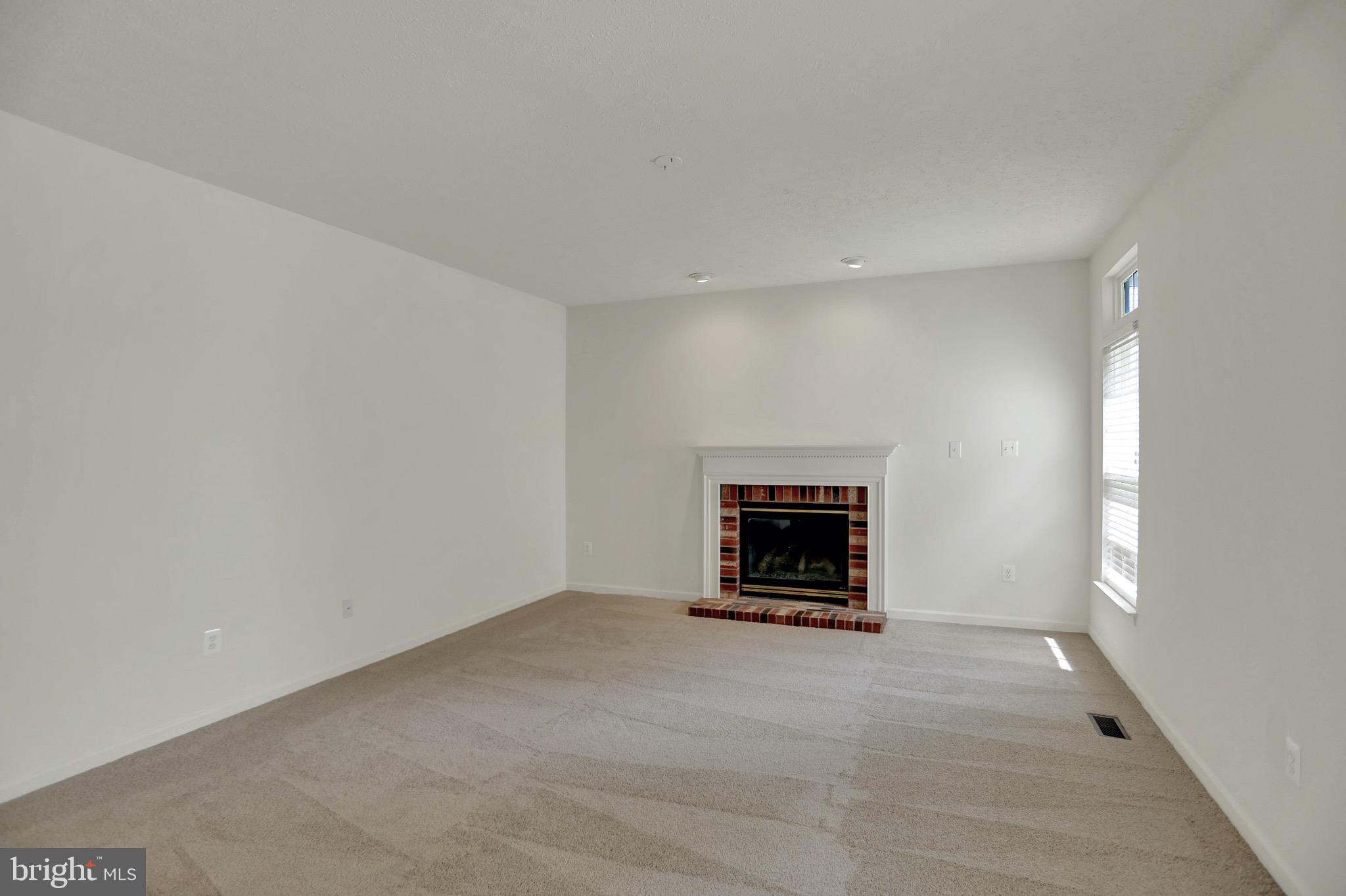 GRACE MANOR - Residential