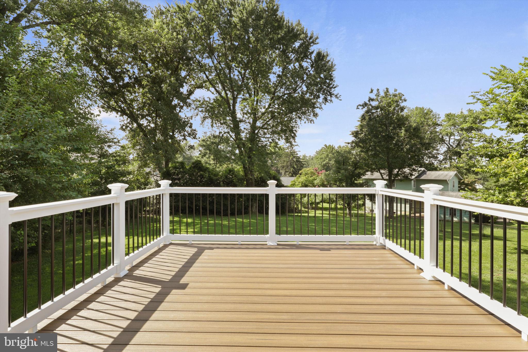 DUNN LORING WOODS - Residential