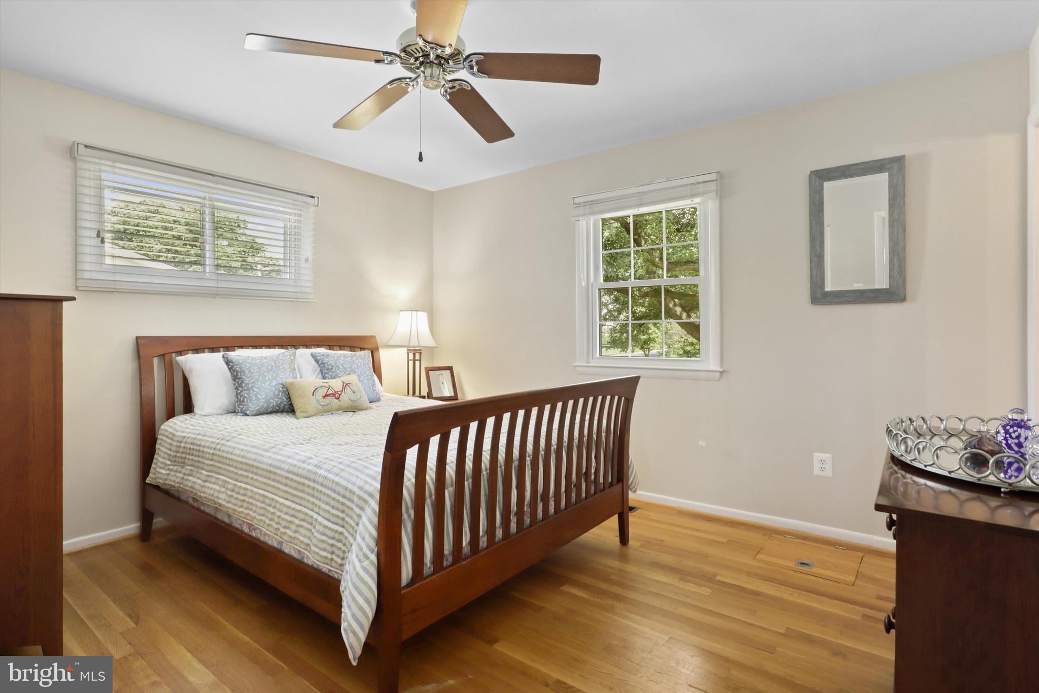 DUNN LORING WOODS - Residential