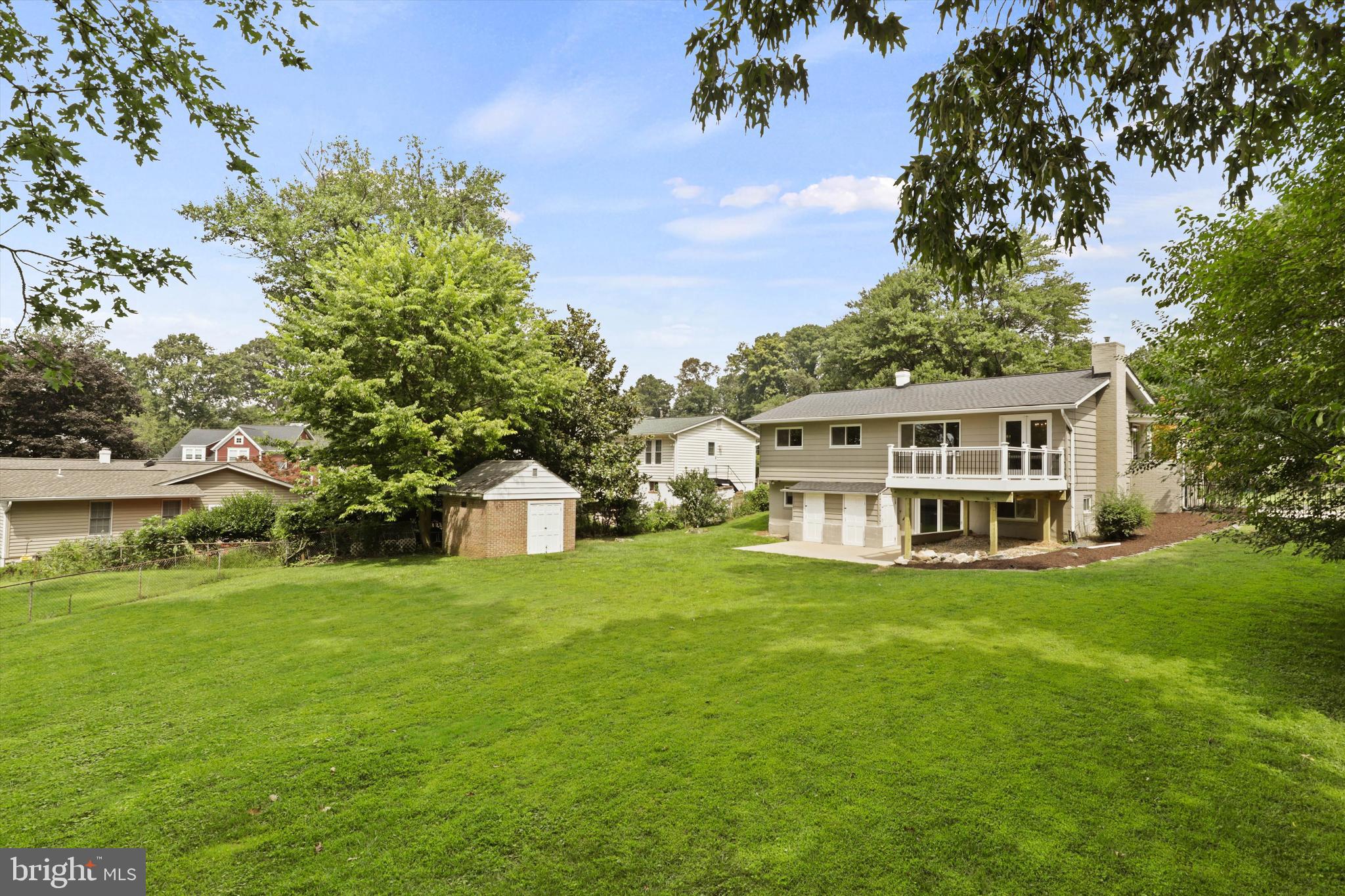 DUNN LORING WOODS - Residential