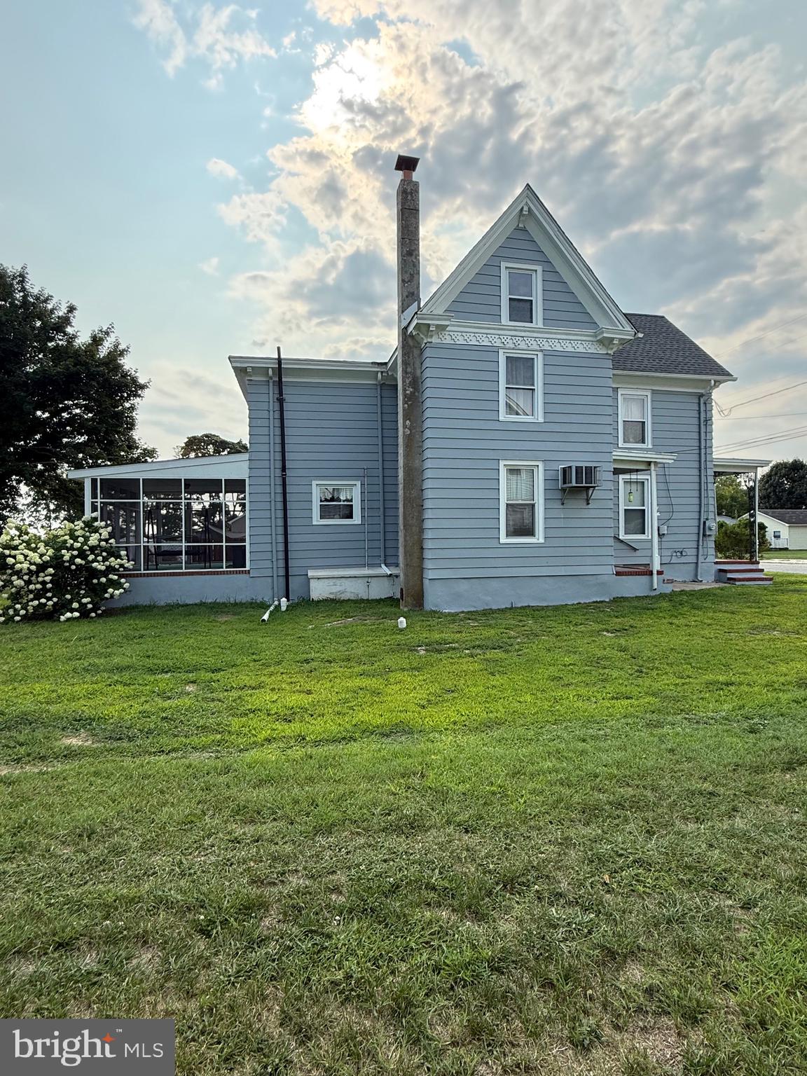 131 MAPLE AVENUE