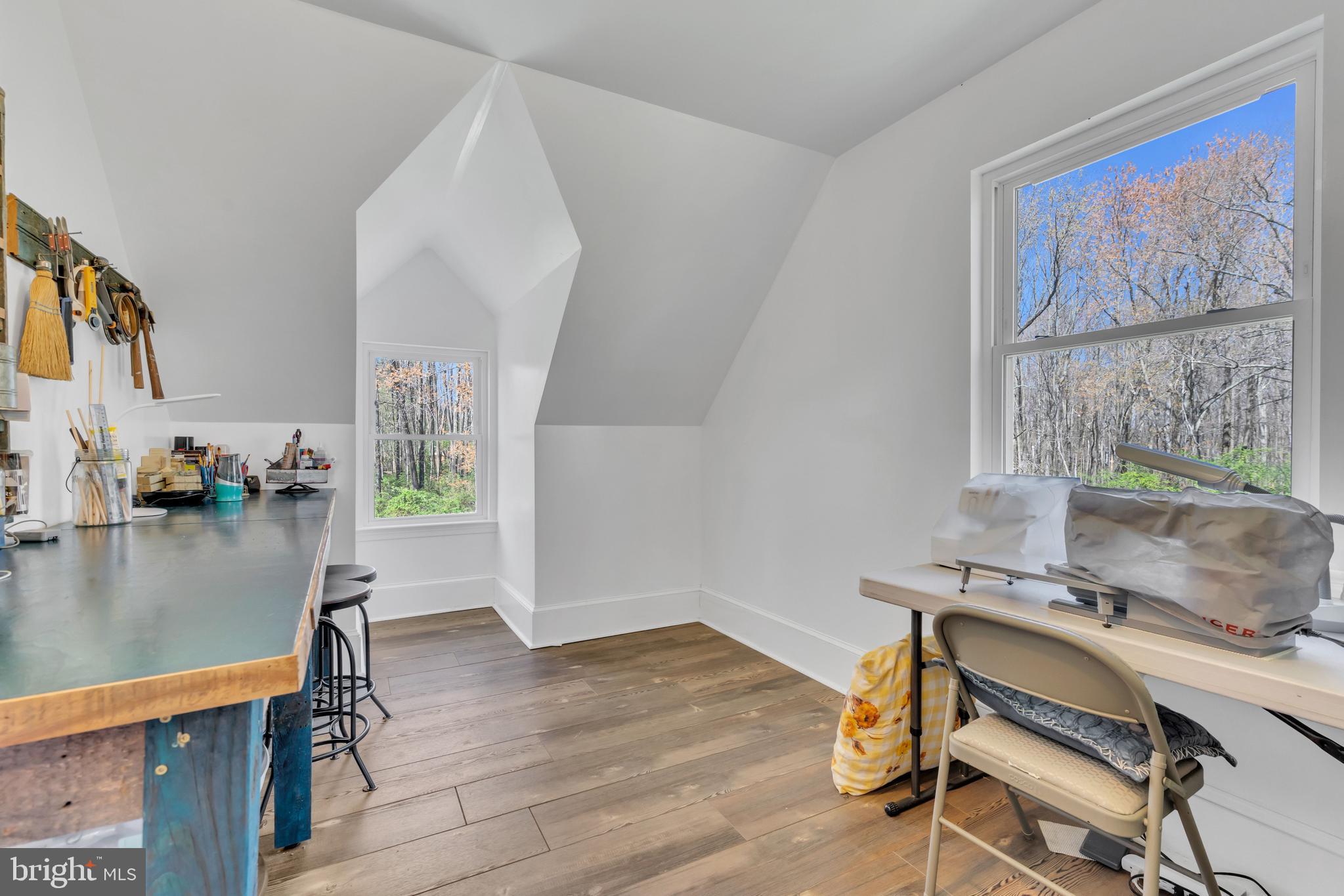 YARDLEY CREST - Residential