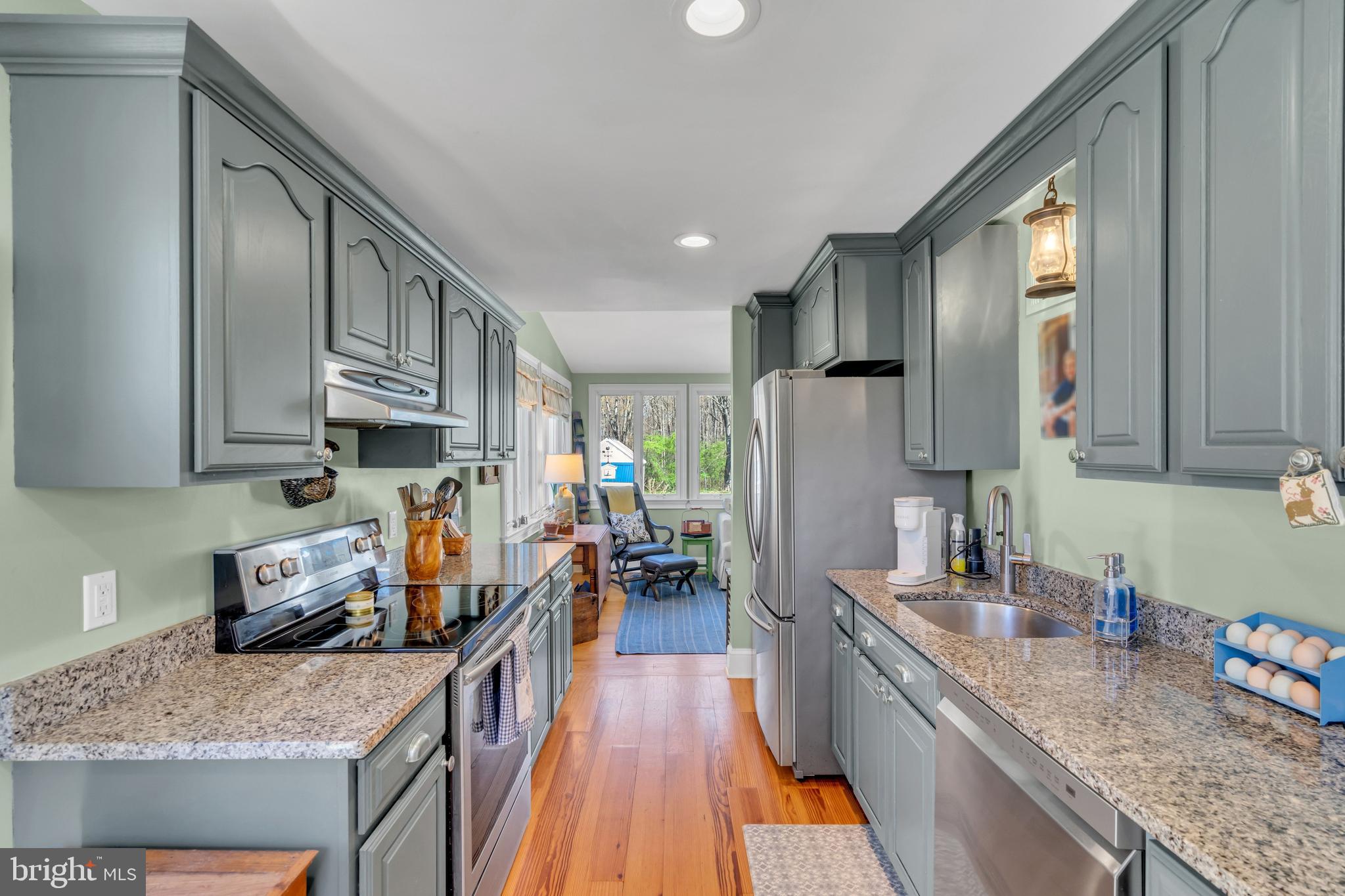 YARDLEY CREST - Residential