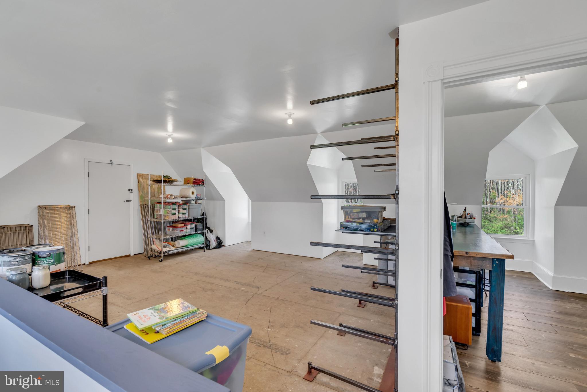 YARDLEY CREST - Residential